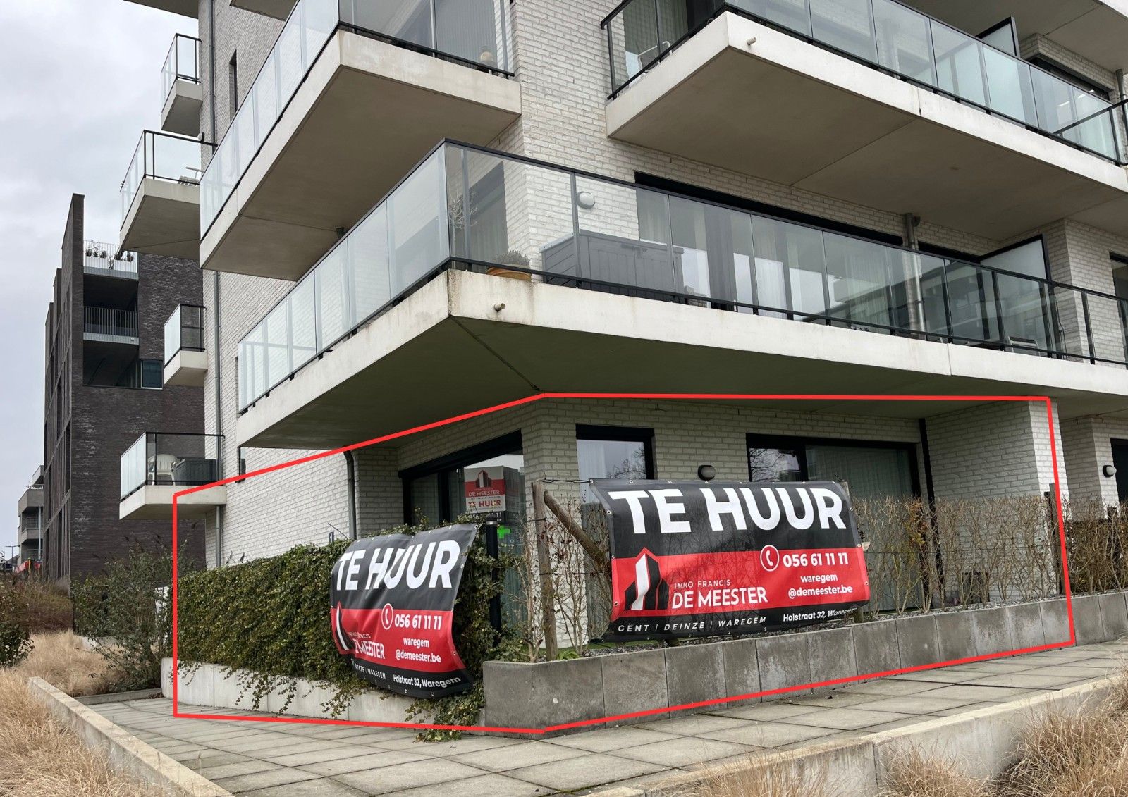 Centrum Waregem: Subliem appartement te huur met 3 kamers en dubbele terras! foto {{pictureIndex}}