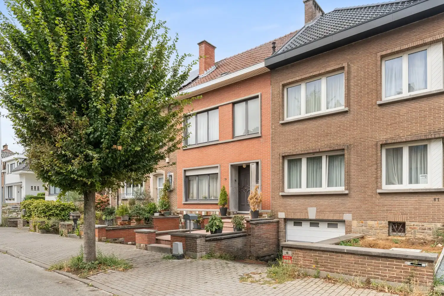 Ruime gezinswoning met 3 slaapkamers, tuin, garage en uitbreidingsmogelijkheden foto 2