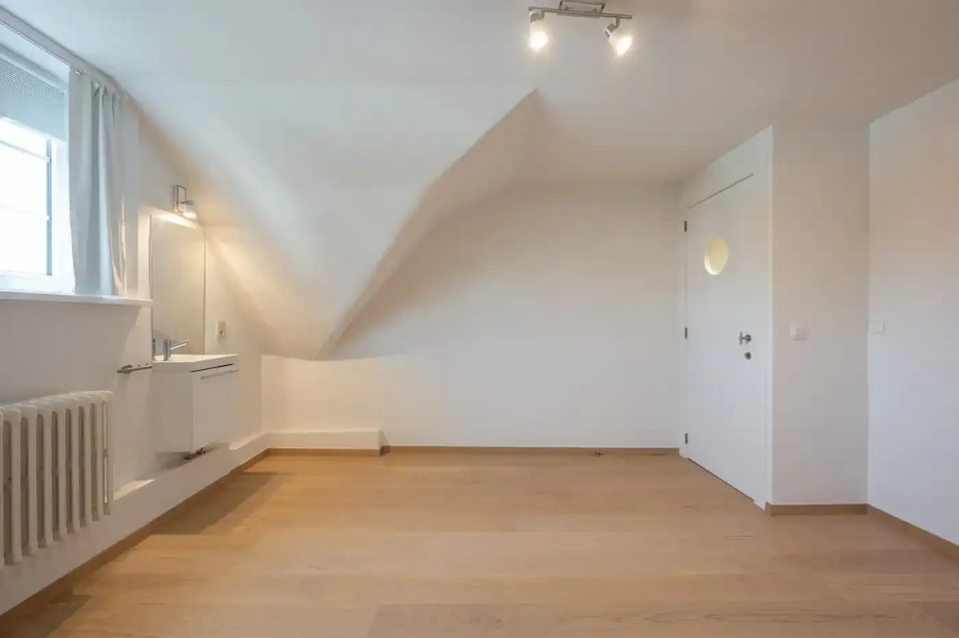 Charmante villa op een uitzonderlijke locatie in het Zoute, op 400m van het Albertplein en de zee foto 19
