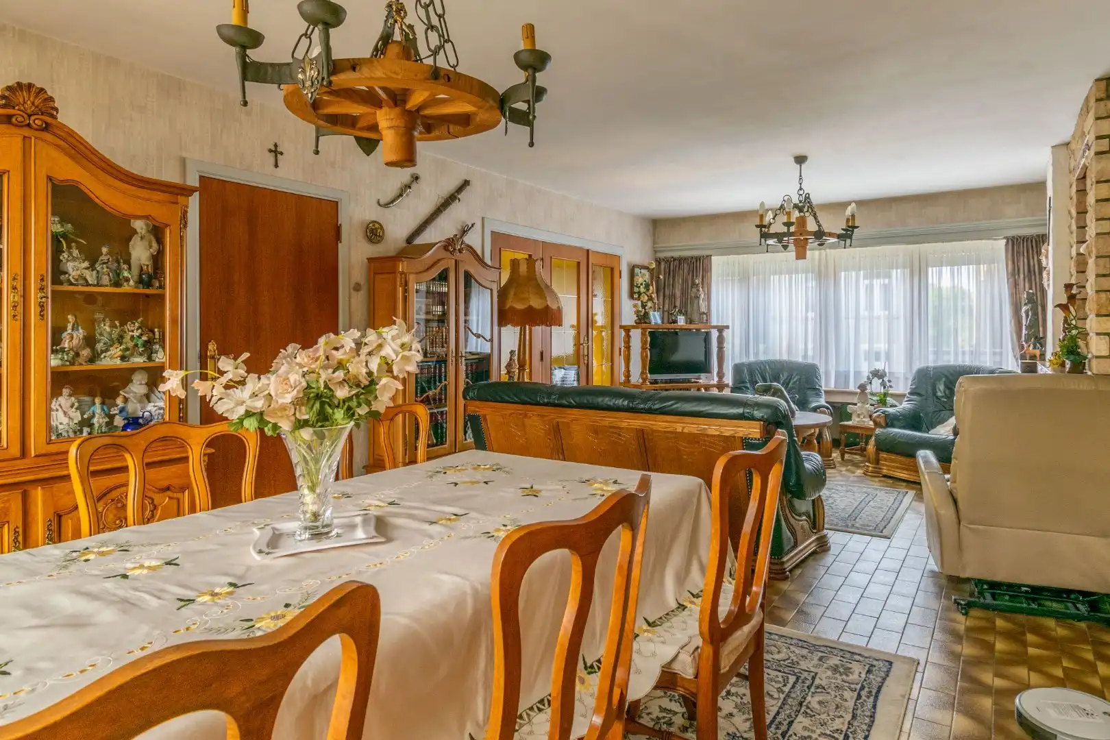 RUIME WONING MET 3 SLAAPKAMERS, GARAGE & TUIN ! foto 16