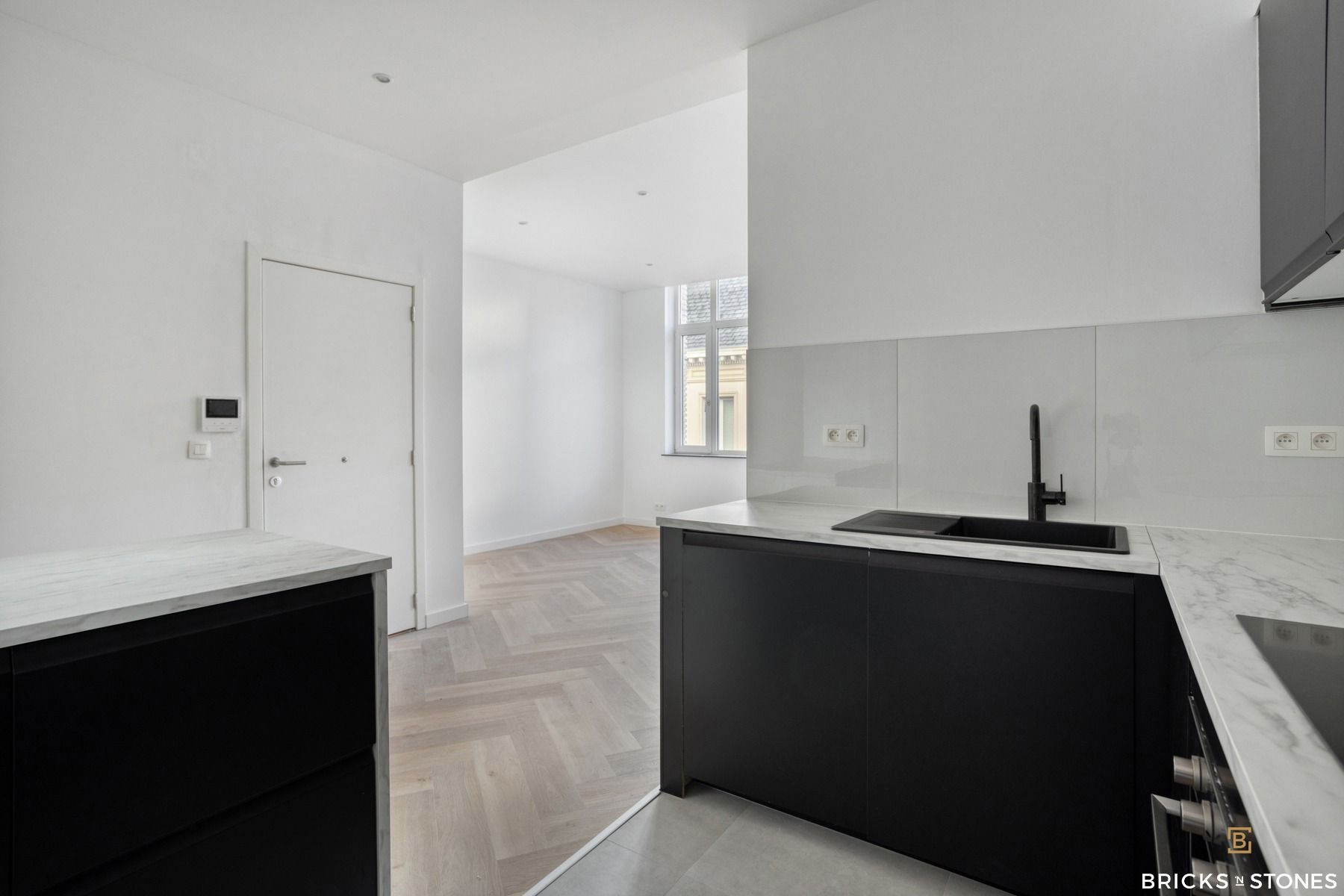 Knap gerenoveerd appartement foto 7