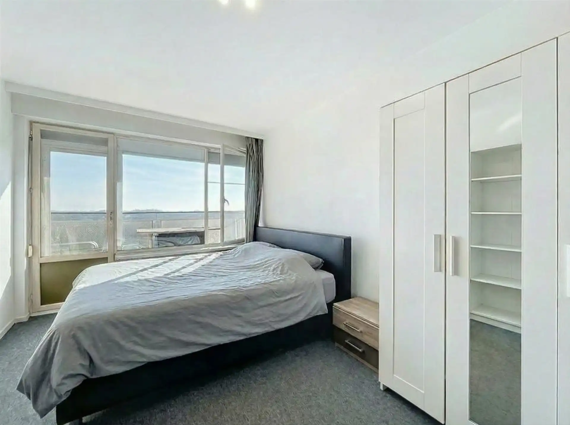 2 slpk-Appartement met terras te Sint-Niklaas foto 8