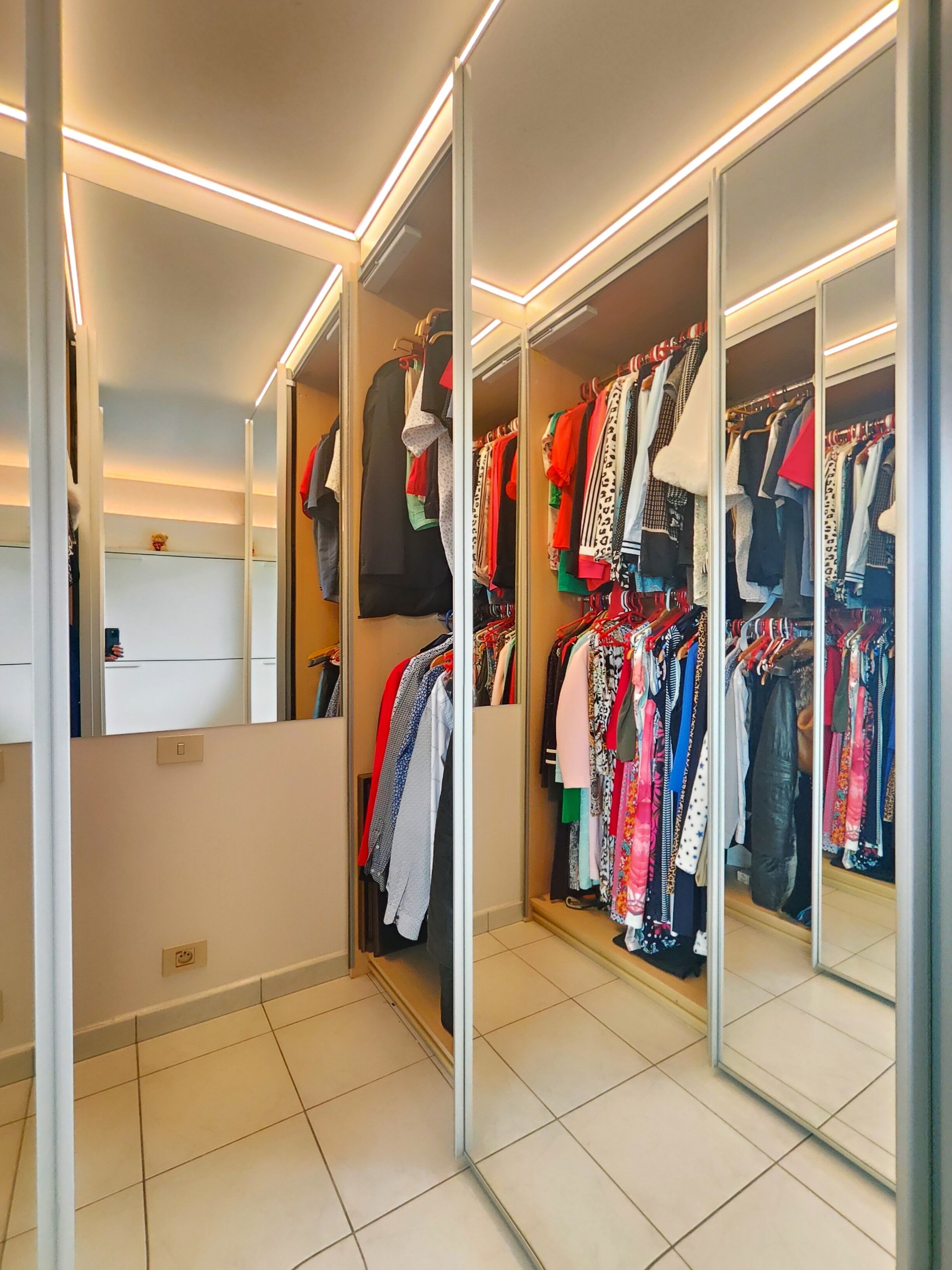 HOEKAPPARTEMENT met  2-SLPKS + kelderberging te Middelkerke! GARAGE mogelijk* foto 15