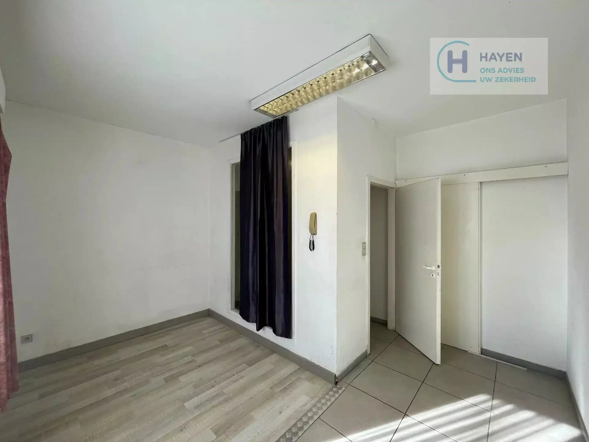 Instapklaar 1-slaapkamerappartement met gezellig balkon in het centrum van Tongeren foto 5