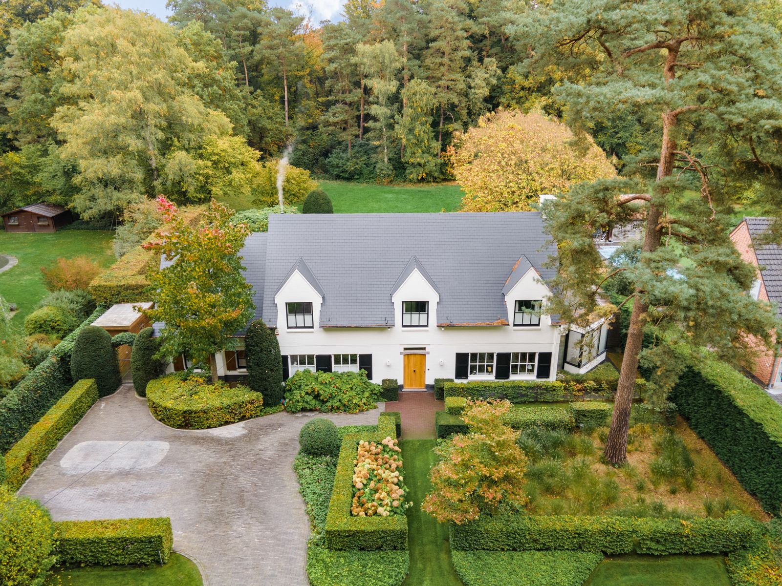 Villa te koop foto {{pictureIndex}}