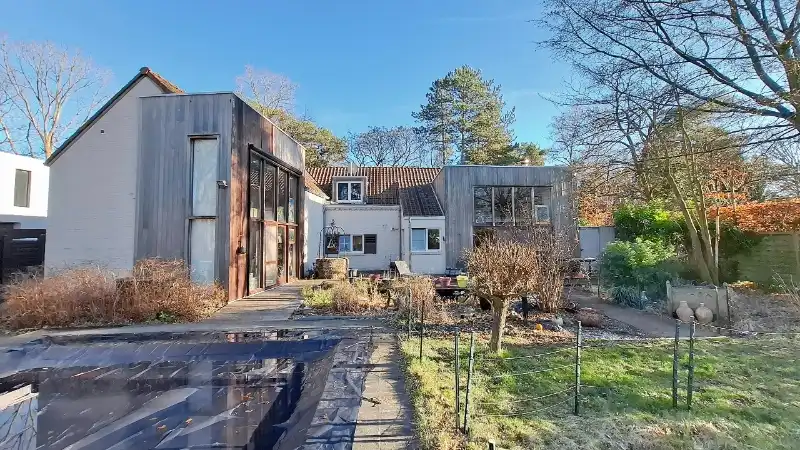 Landhuis van 269m² op 15 are met praktijkruimte/kantoor of kangoeroewoning foto 30