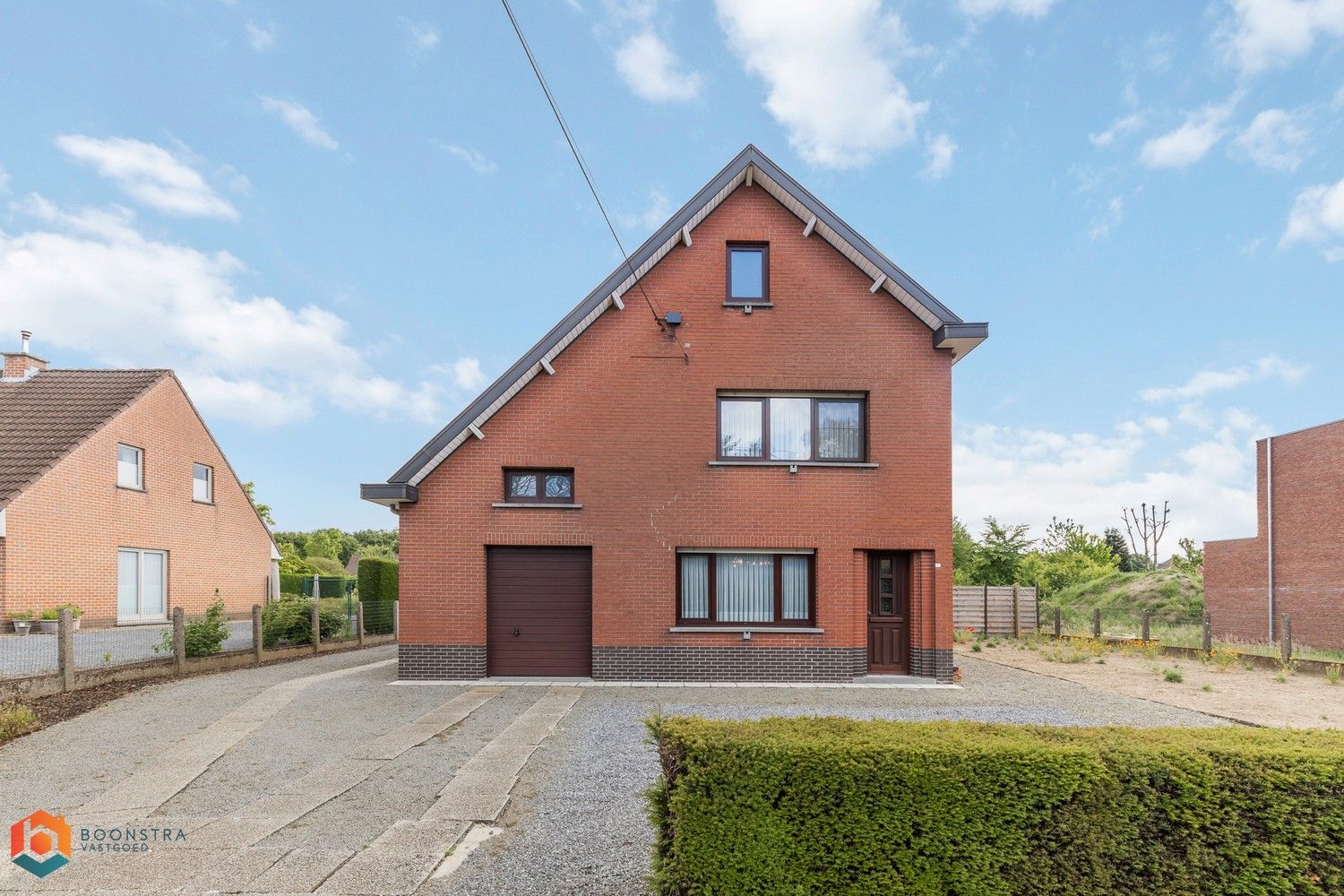 Hoofdfoto van de publicatie: Op te frissen woning met 3 slpkrs te Werchter