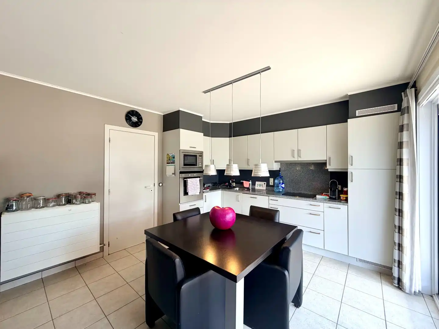 Instapklare ruime woning met zonnige tuin! foto 9