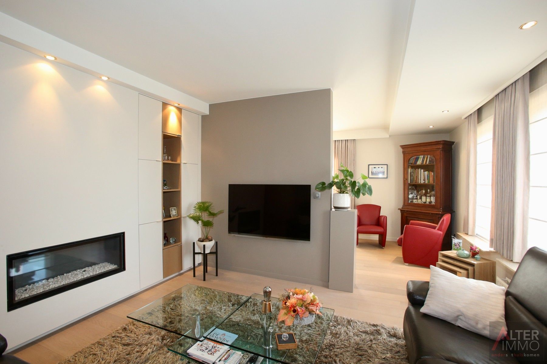 Uitzonderlijke woning op een uitstekende locatie. Top onderhouden,  4/5 slaapkamers op een extra breed (41,5m) perceel van ca. 20 are vlakbij Zolder centrum - prachtige tuin! foto 6
