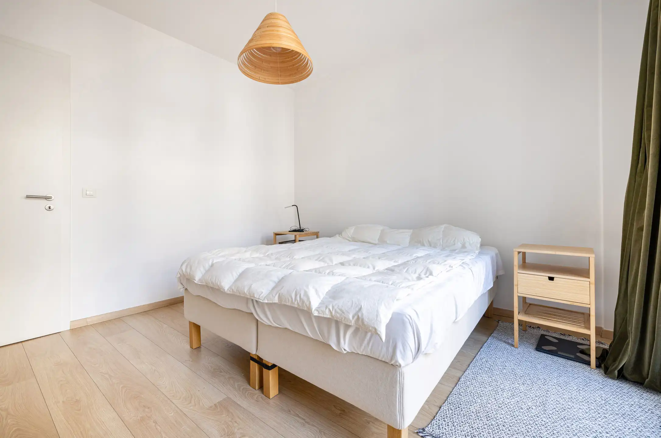 Vlakbij Nieuwestraat - 1 slpk app + terras van 25m² + kelder foto 9