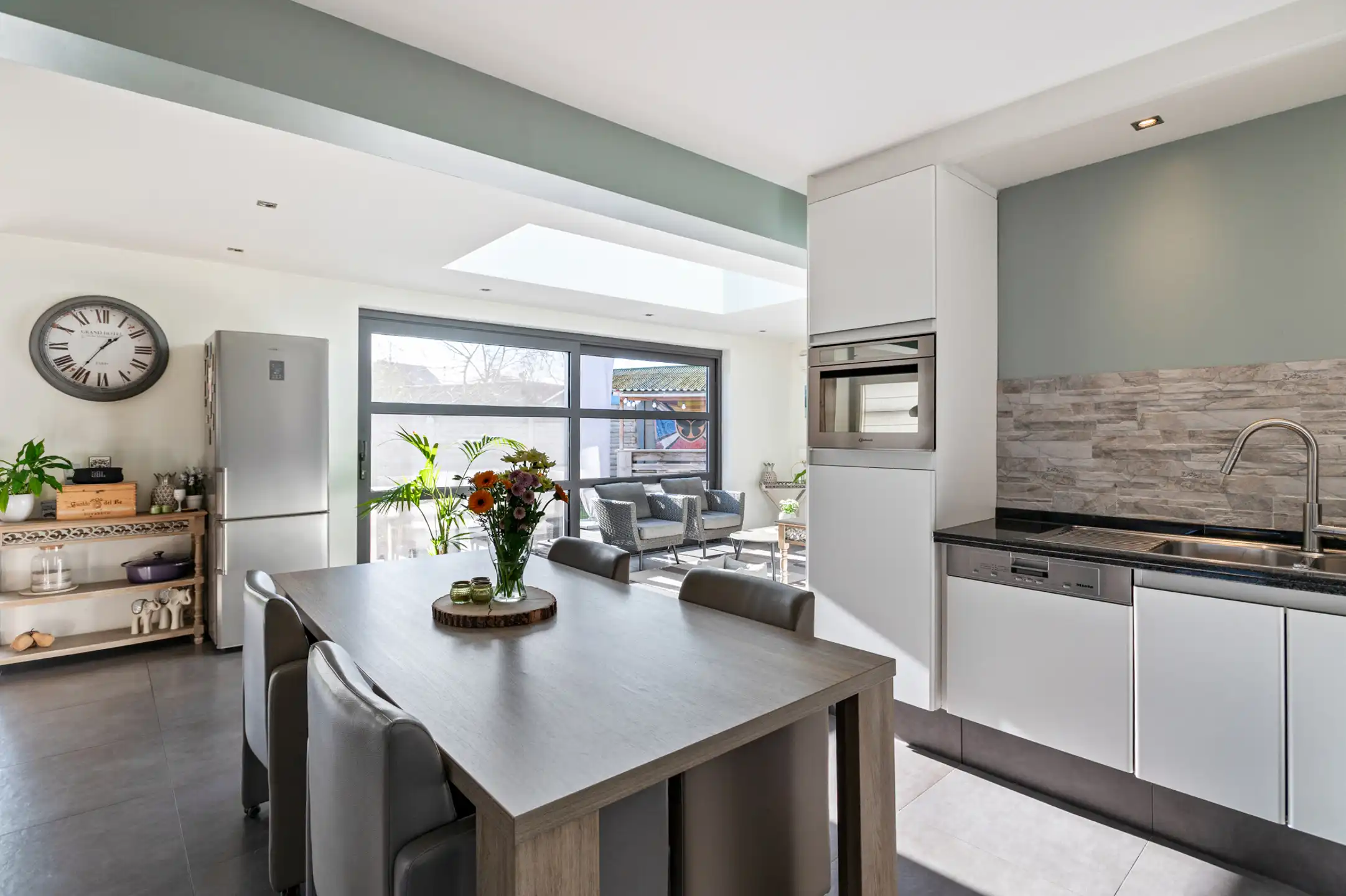 Instapklare en lichte woning op gunstige ligging op 430 m² foto 13