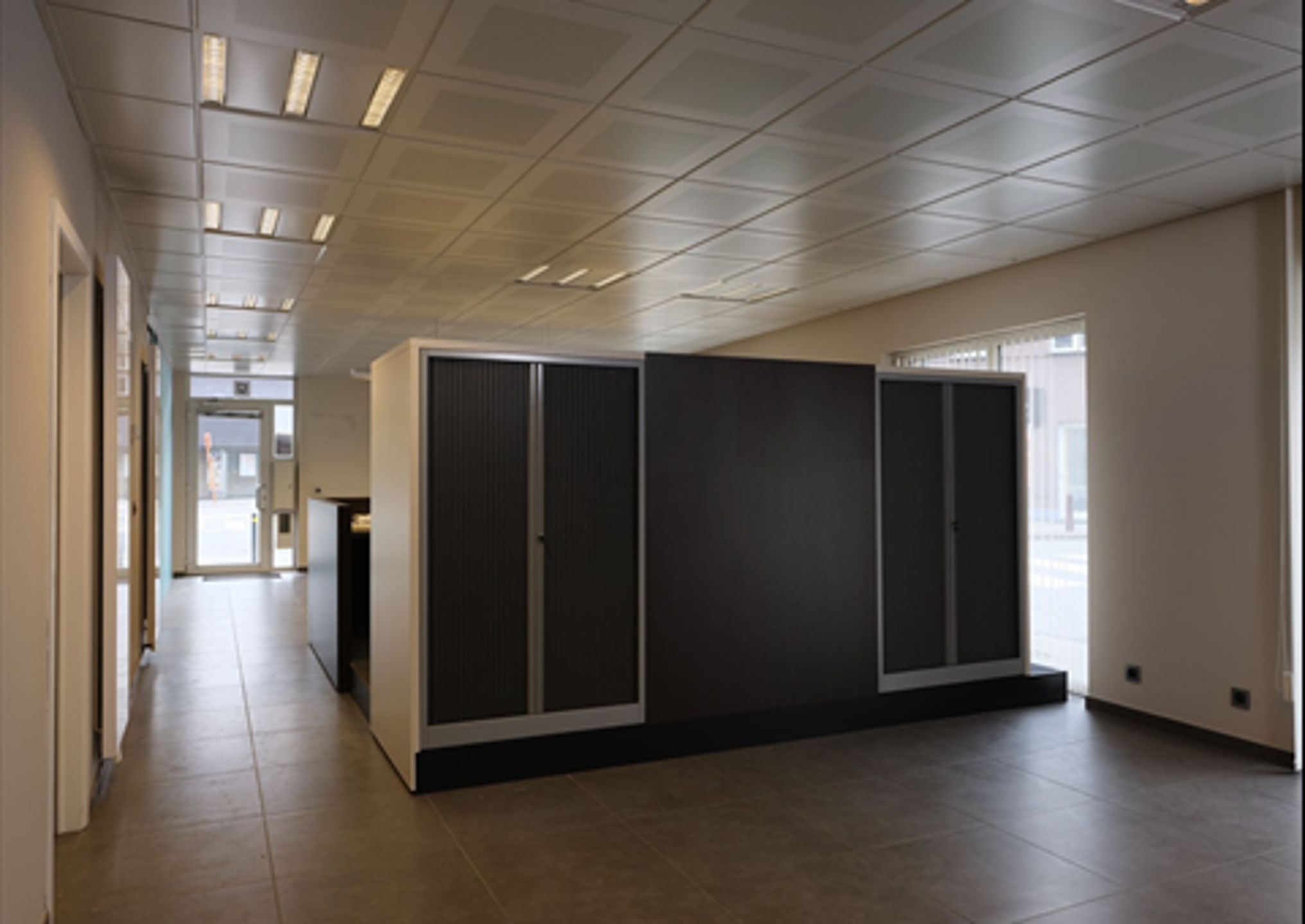Centraal gelegen gelijkvloerse kantoorruimte te Aalst foto 6