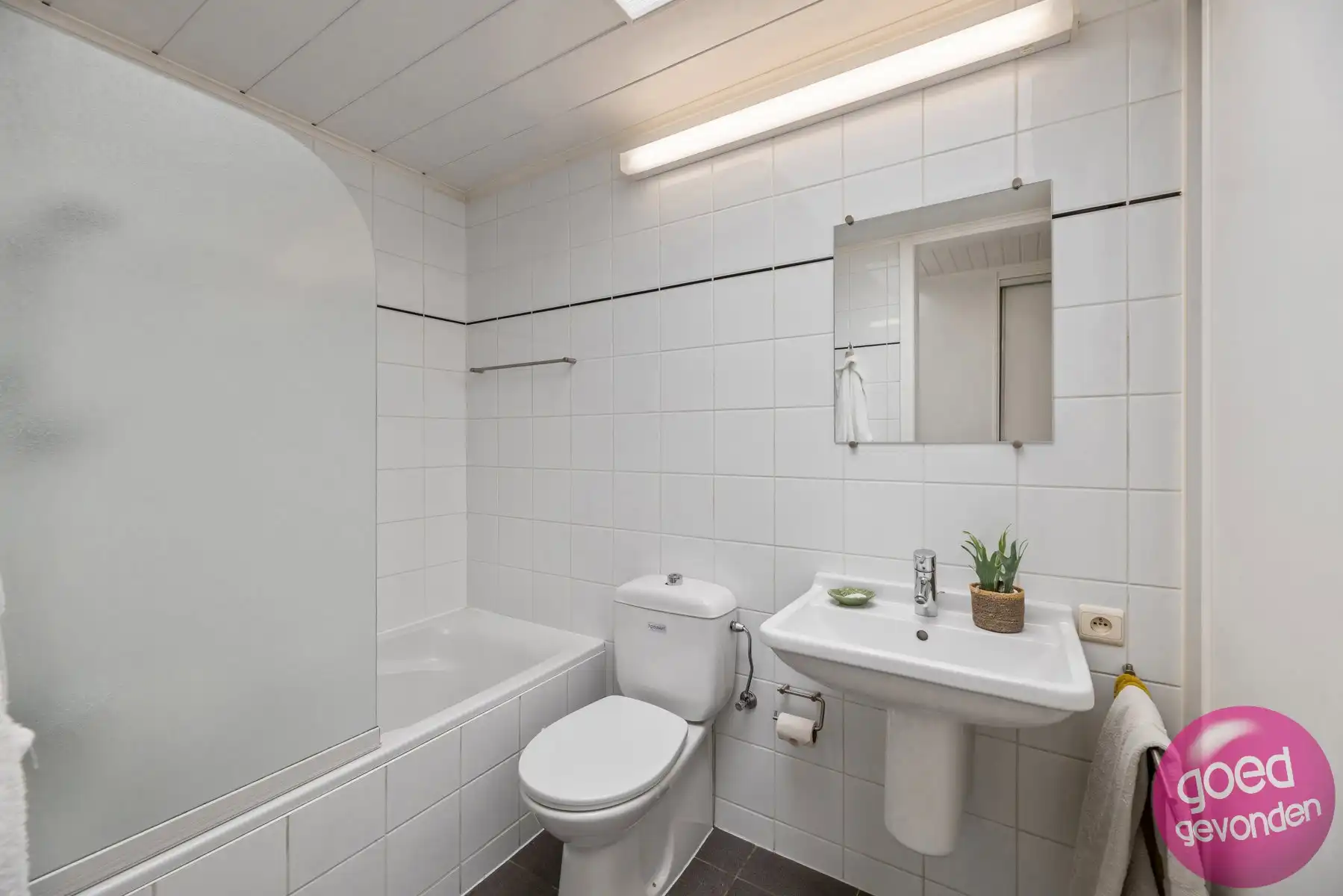 PENTOUSE 145 m² - 2 SLK - TERRAS 100 m² - LIFT - PARKING MGL foto 16