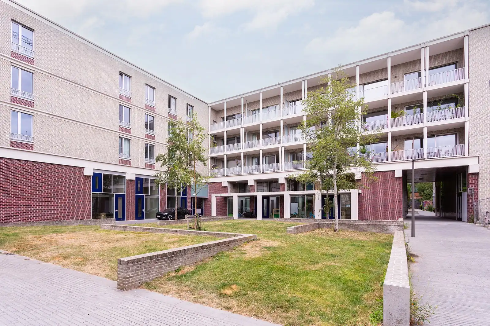 Wonen aan een verscholen plein, midden in de stad foto 18