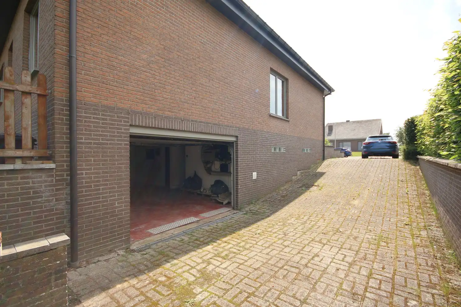 Rustig gelegen open bebouwing vlakbij het stadscentrum foto 36