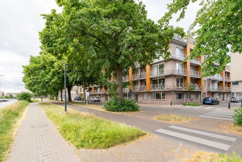 --- NIEUW --- Lichtrijk dakappartement (1 slpk) met ruim terras met zicht op de Coupure foto 13