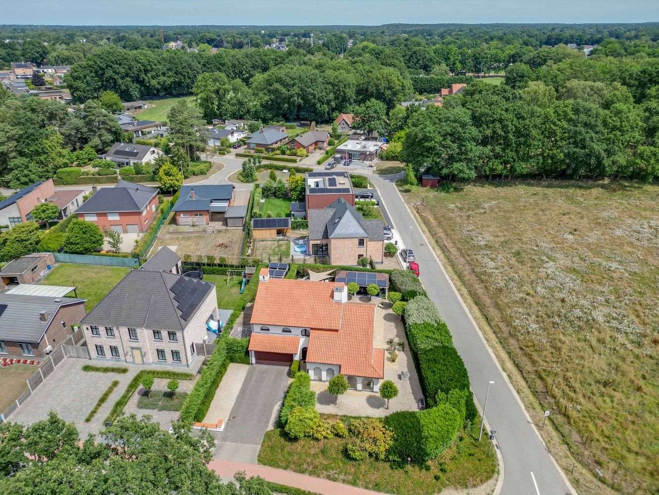 Uitstekend gelegen, gerenoveerde villa op 10a foto 43
