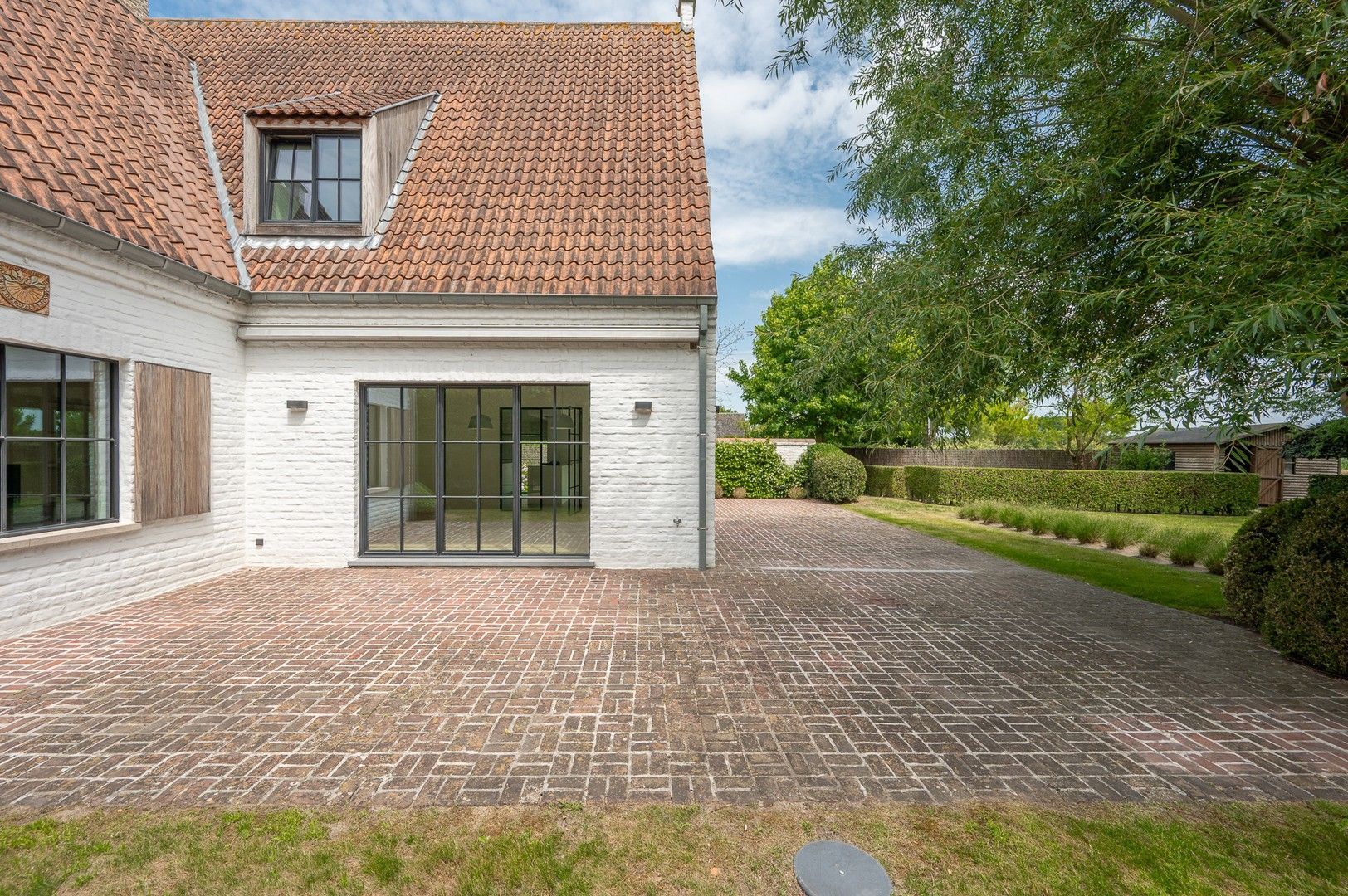 Alleenstaande villa genietend van prachtige open zichten op de polders. foto 13