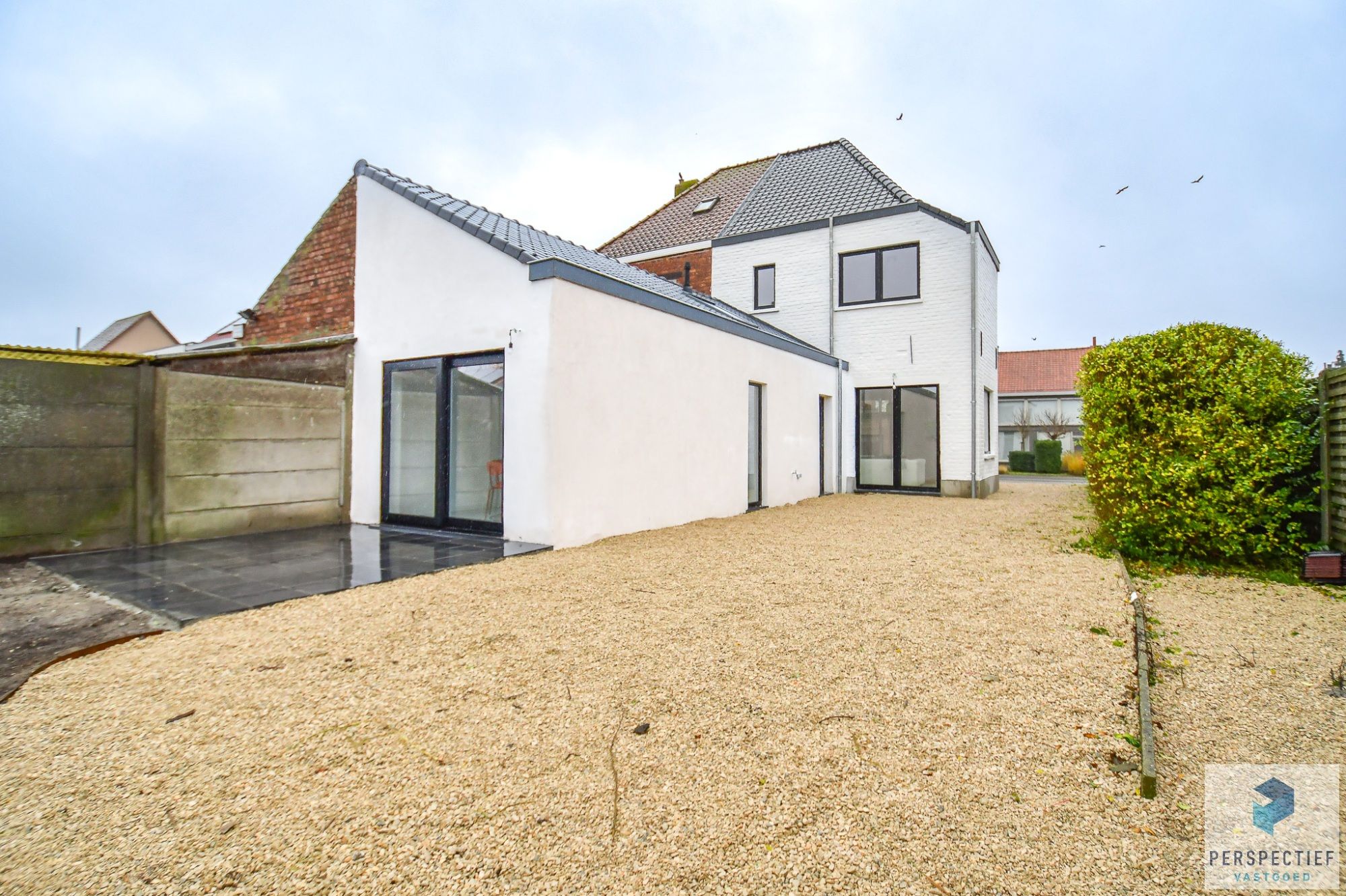 BEZOEKMOMENT ZATERDAG 20/12 VAN 9U TOT 10U30 | GERENOVEERDE, RUIME hedendaagse woning met GROTE tuin op TOPLOCATIE! foto 20