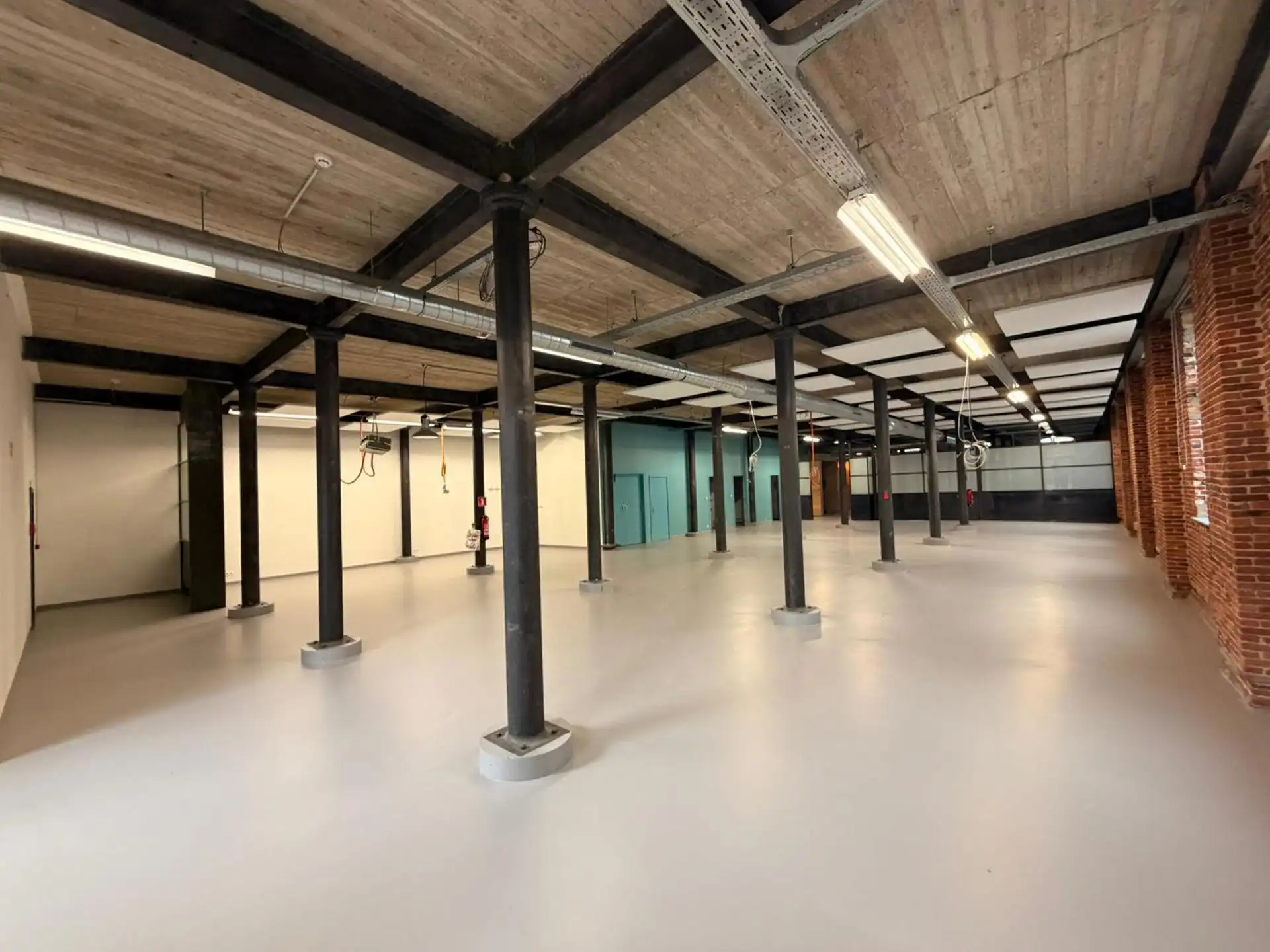 Kantoor te huur foto 4