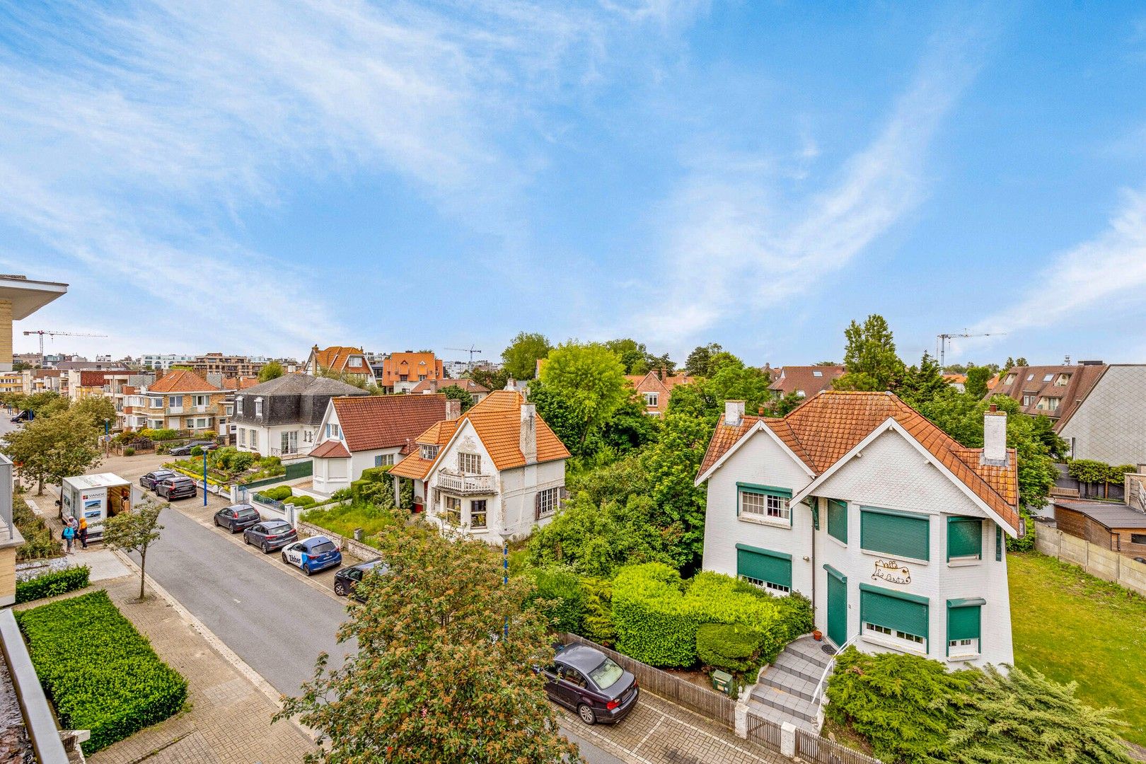 Prachtig duplex-appartement in het hartje van Koksijde-Bad. foto {{pictureIndex}}