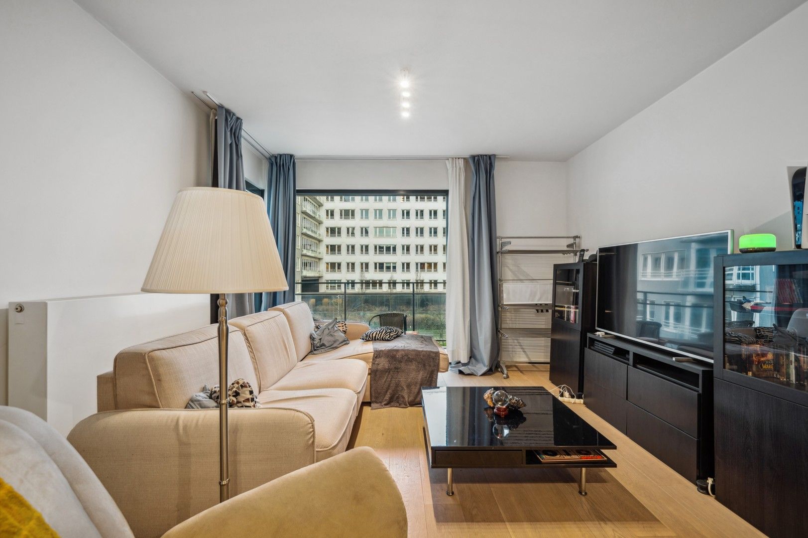 Spacious 3 bedroom apartment with garden view foto 5
