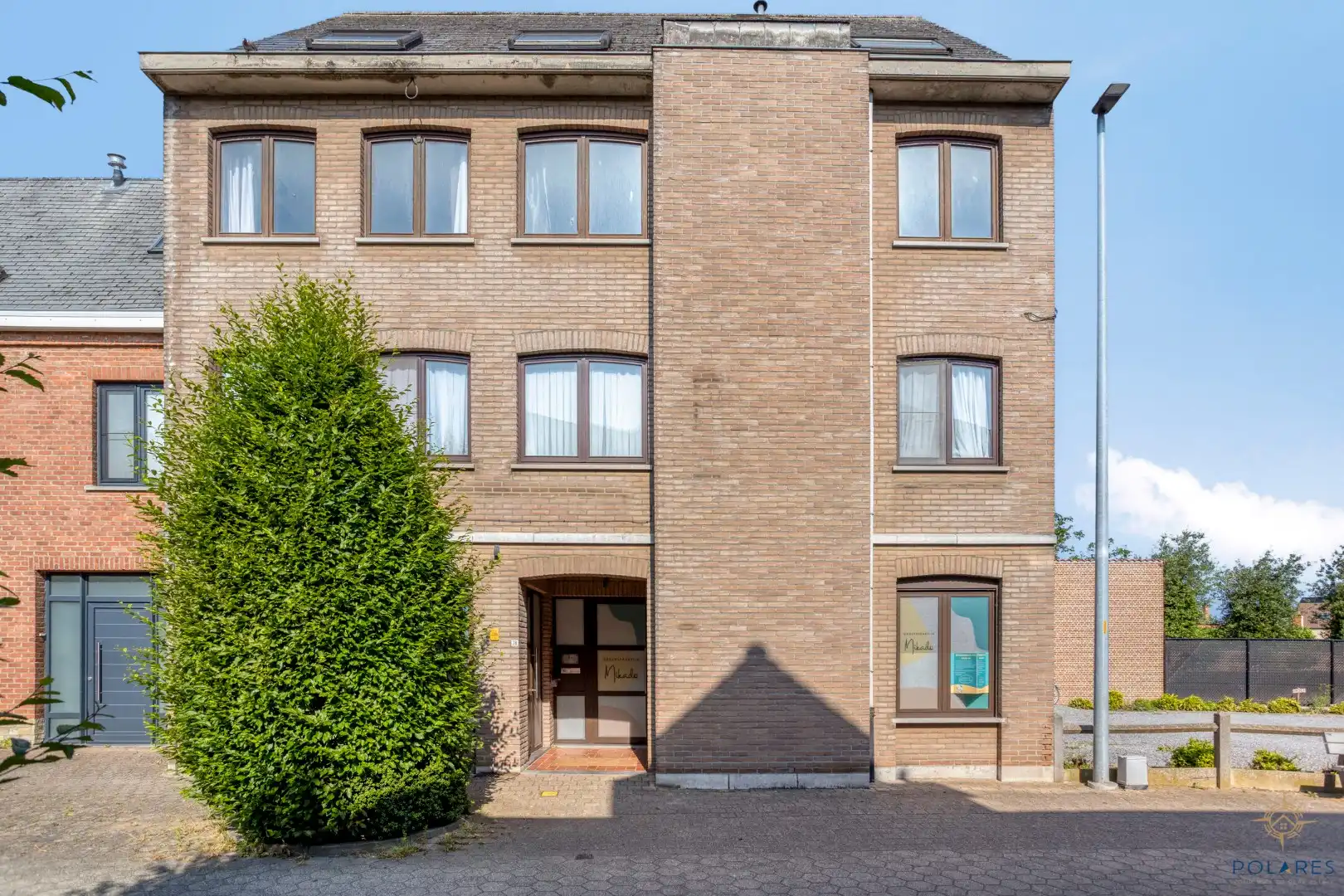 Instapklaar 3-slaapkamerappartement in hartje Herent foto 2