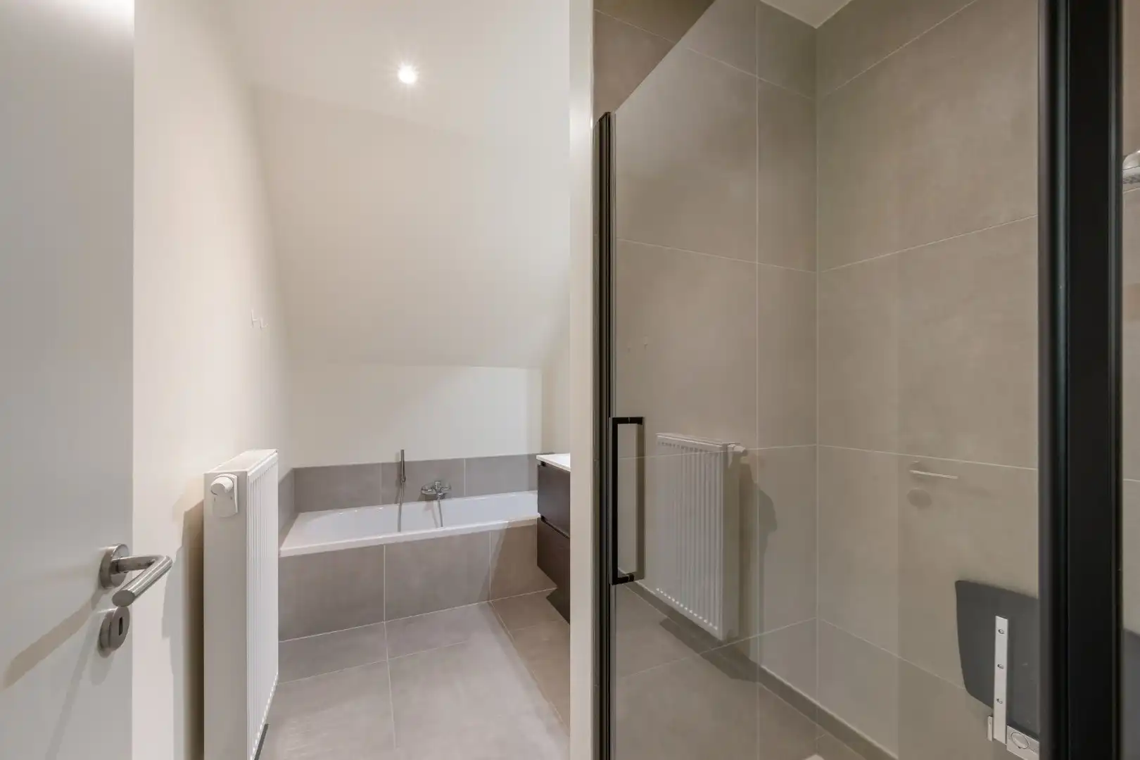 Instapklaar appartement met EPC label A, 2 terrassen en carport in Geluwe foto 10