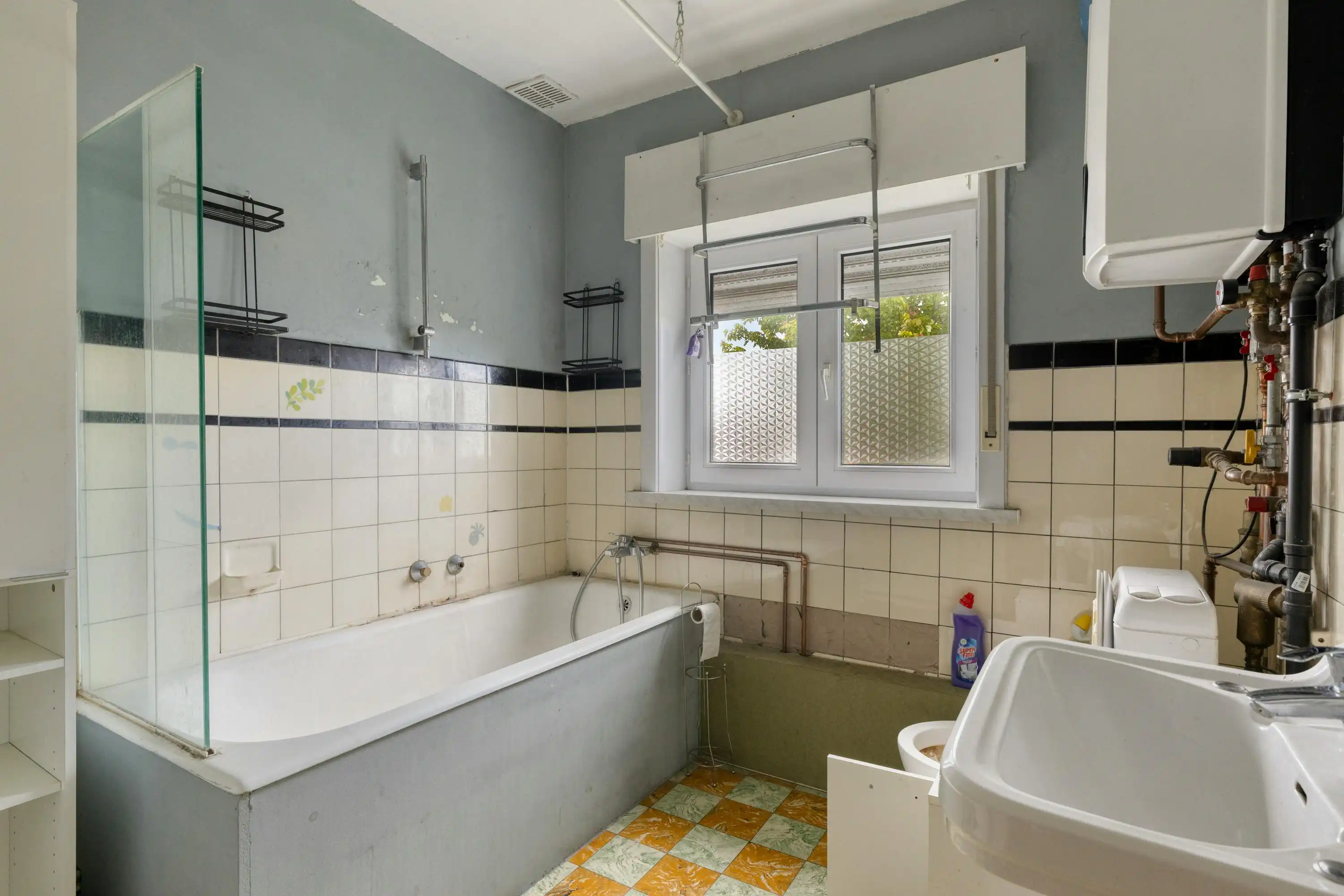 Halfopen huis op rustige locatie te koop met 3 slaapkamers  foto 12
