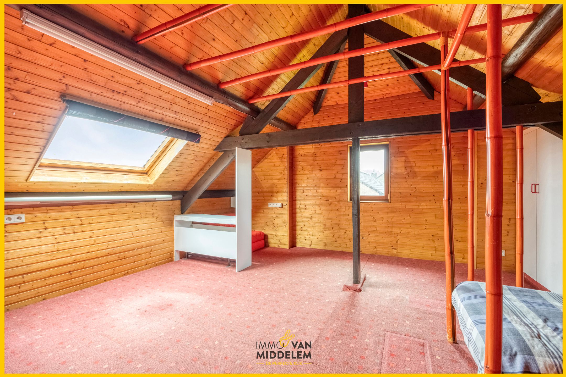 GEZINSWONING MET 4 KAMERS, GARAGE EN TUIN foto 14