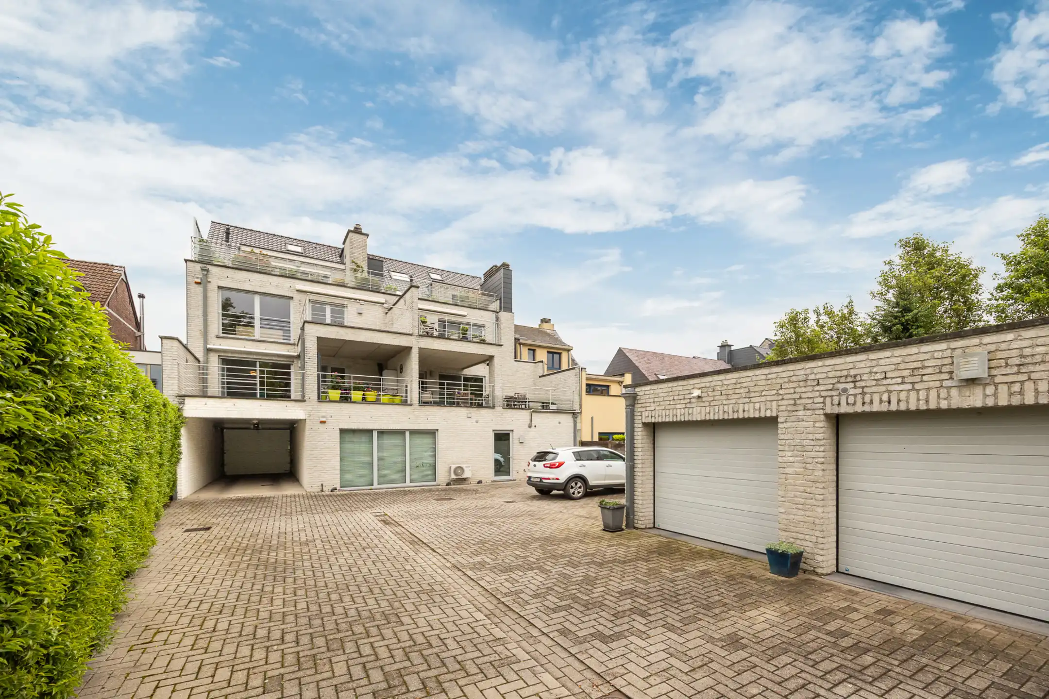 Appartement met terras en garagebox foto 26