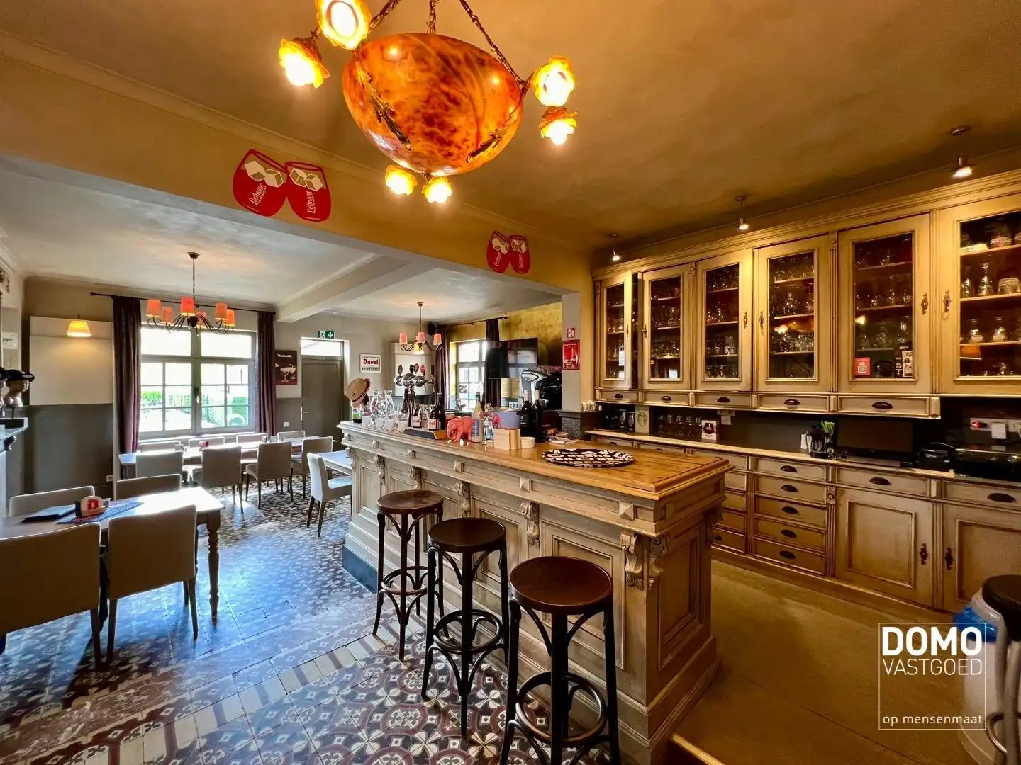 Multifunctioneel handelspand, gunstig gelegen met veel parkeergelegenheid en energielabel C foto 3