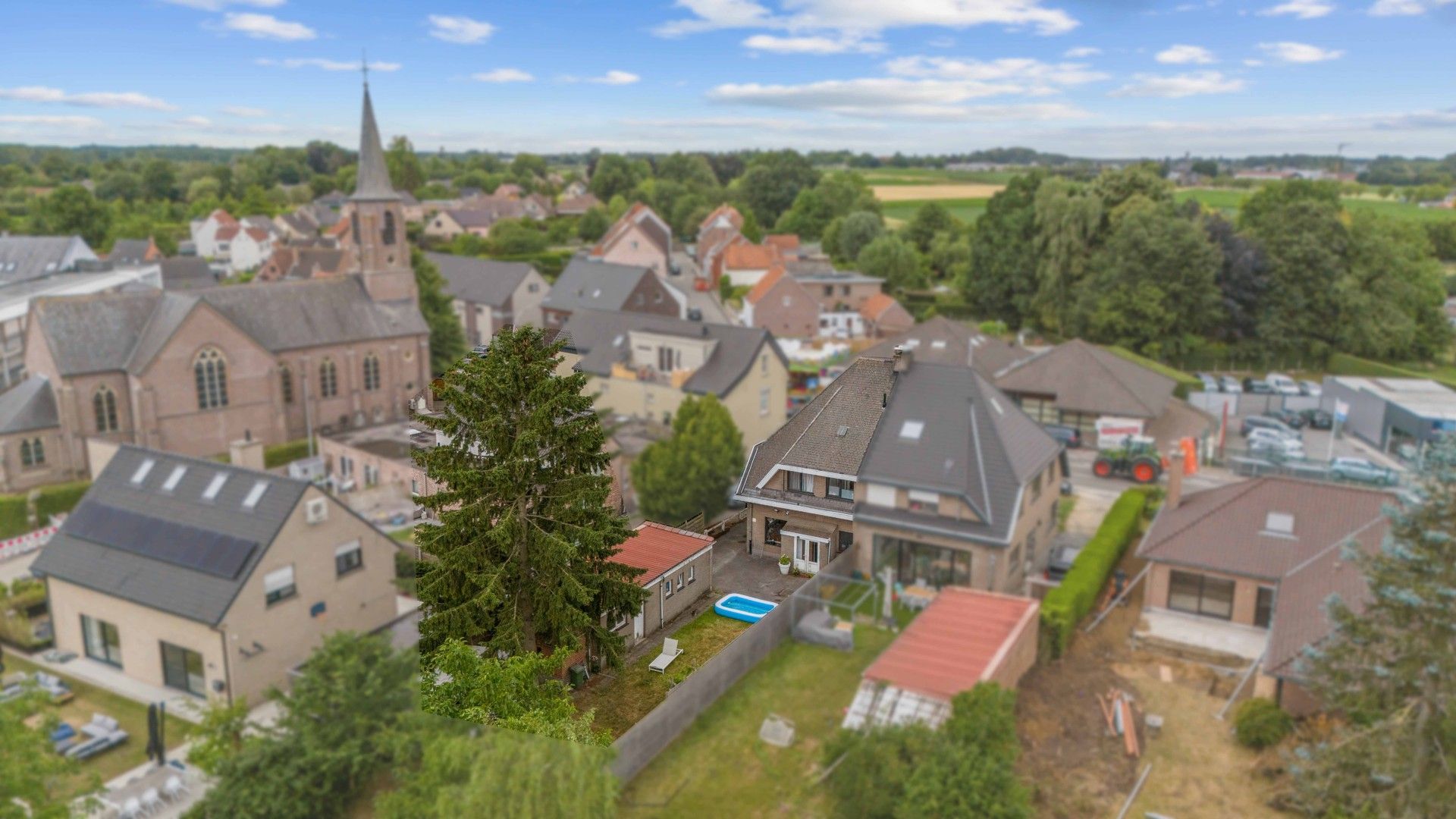 Halfopen gezinswoning in het hart van het landelijke Gontrode, met zicht op agrarisch gebied foto 20