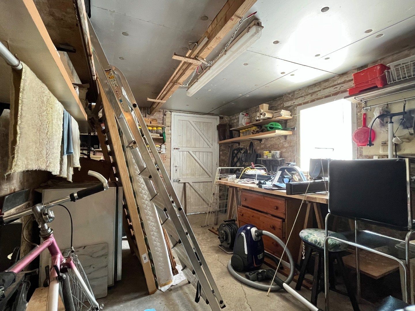 Charmante woning met garage en 4 slaapkamers en tuin nabij het centrum van Kuurne. foto 17