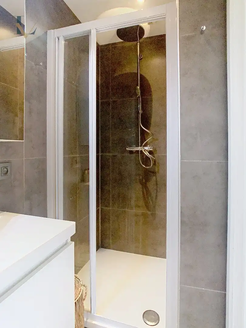 Charmante instapklare woning met 2 à 3 slpk. aan de vaart in Schoten nabij het centrum.  foto 16