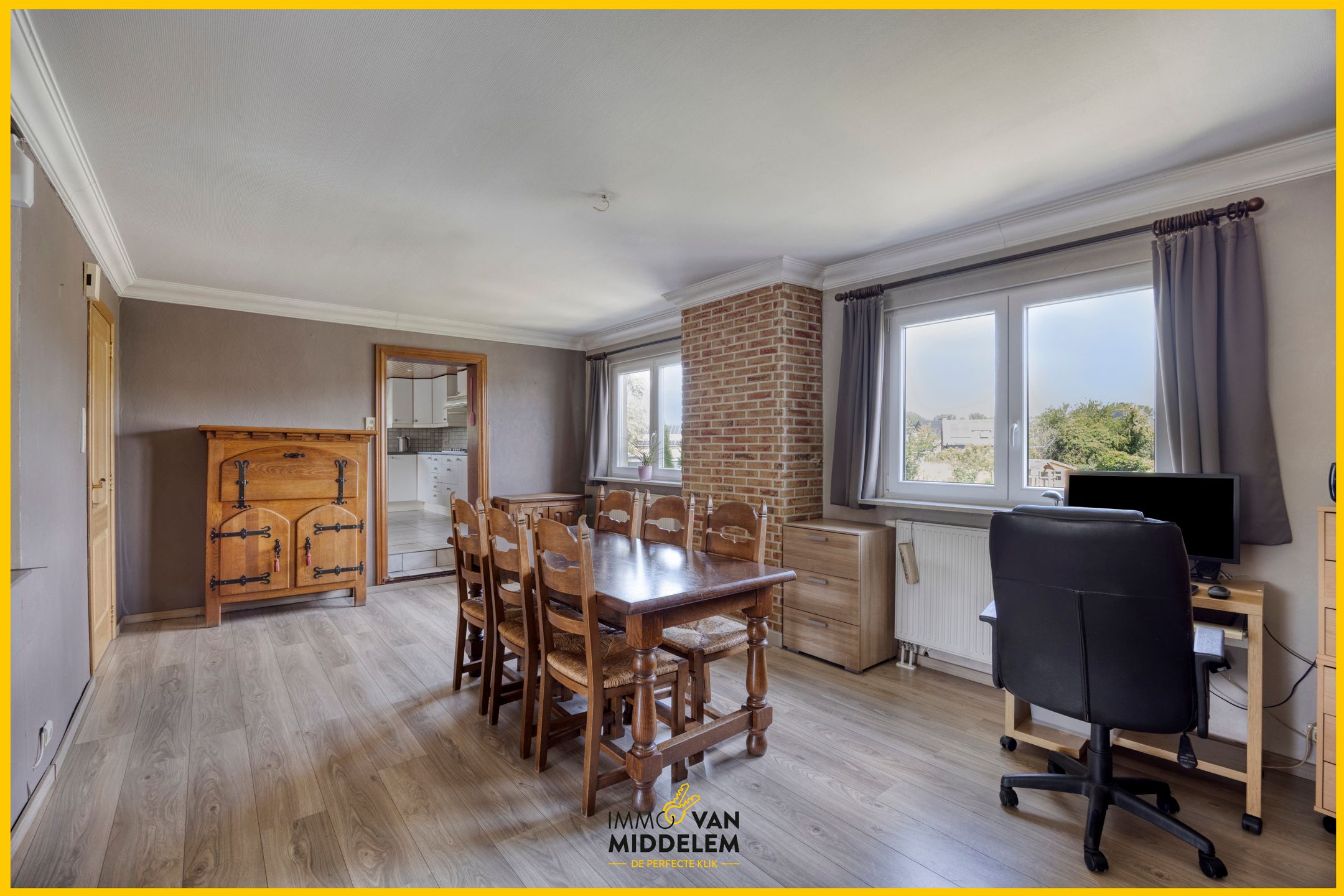 3-GEVELWONING MET 3 KAMERS, BUREAU EN TUIN foto 5
