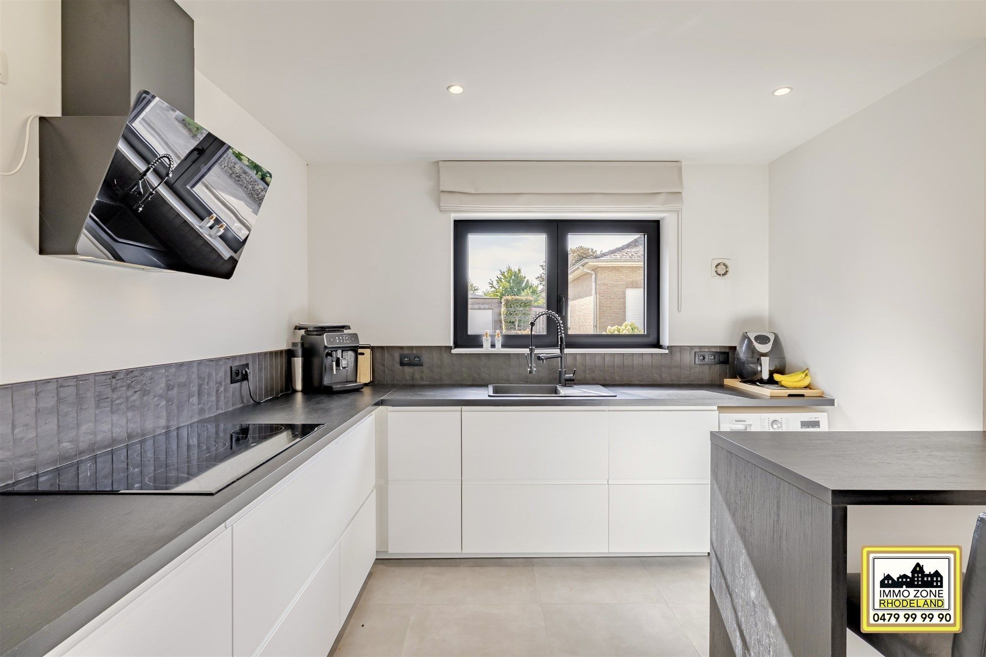 Luxueus gelijkvloers appartement met 2 slpks en terras foto 12