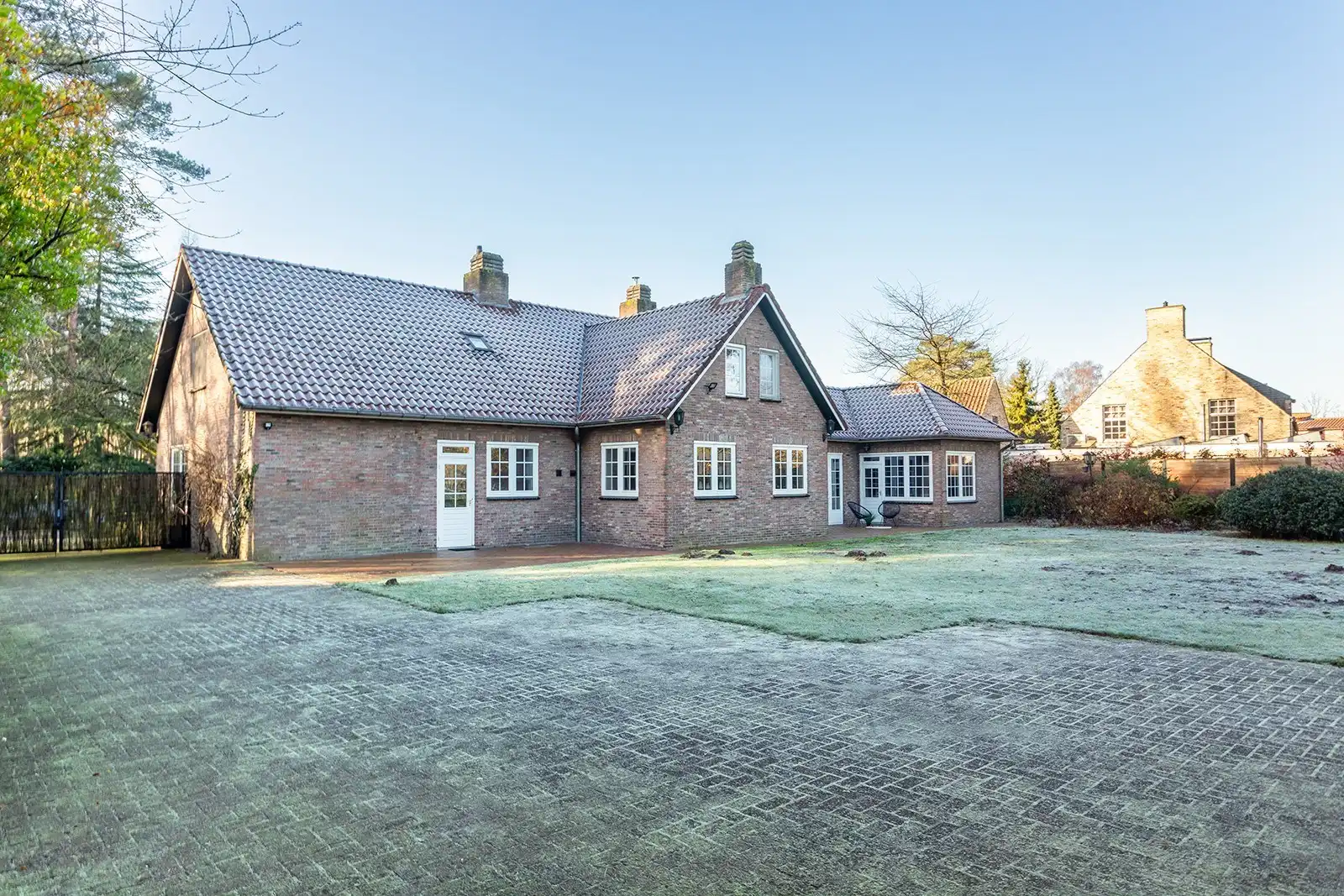 Villa met vergezicht en zwembad in Brasschaat foto 33