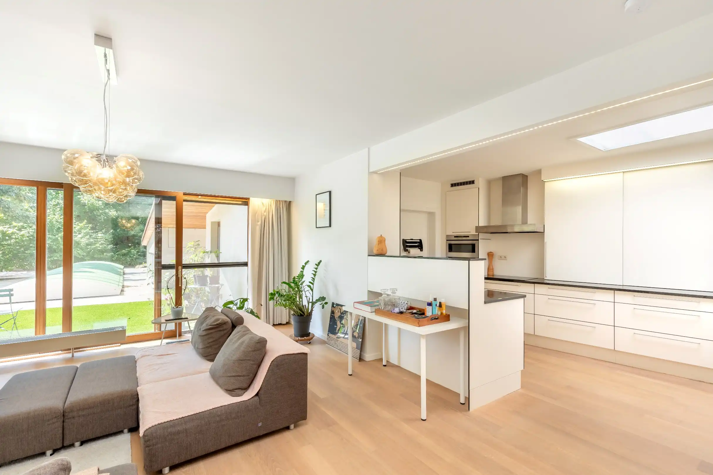 Multifunctioneel gebouw op toplocatie!  foto 3