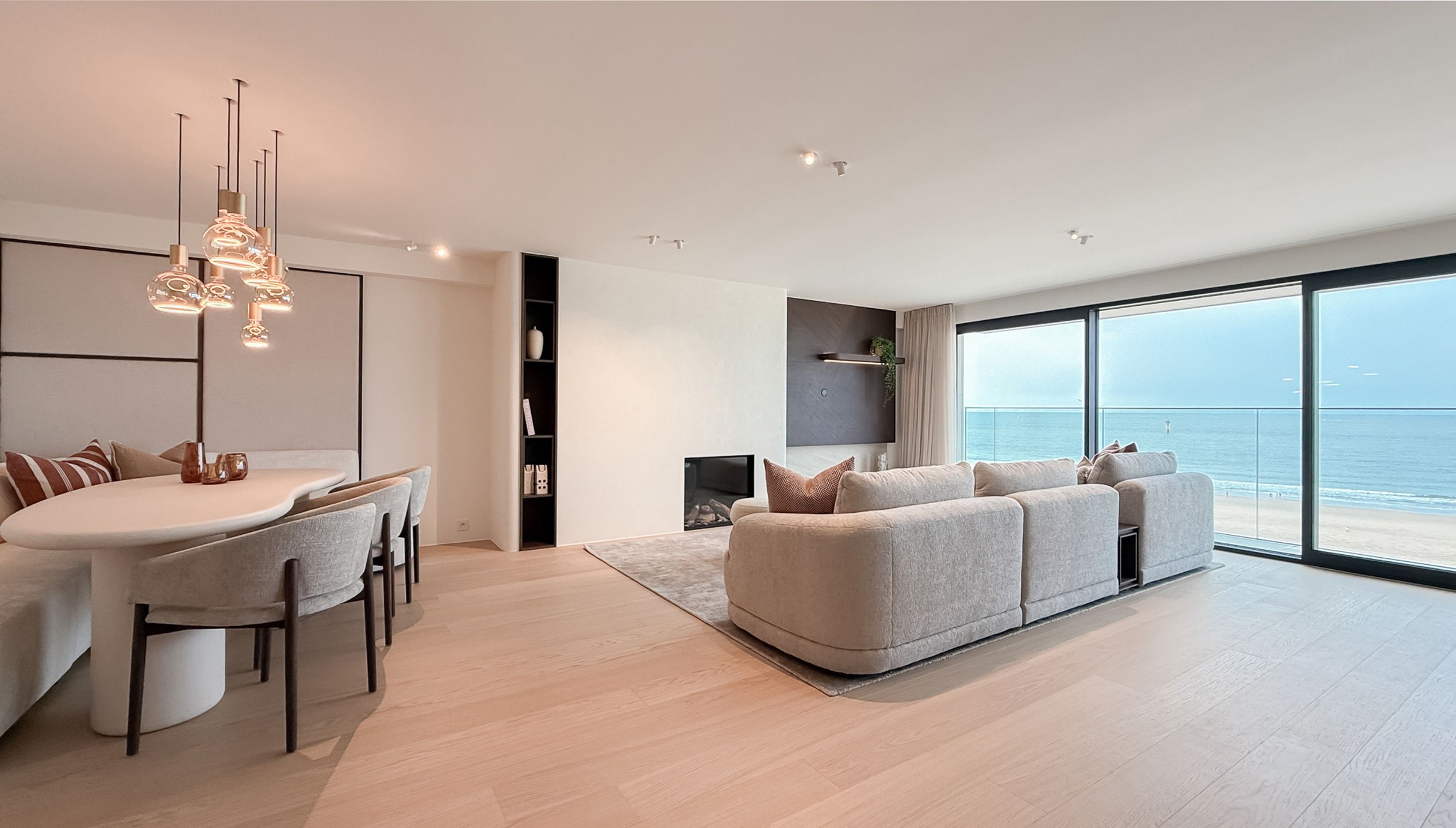 Stijlvol gerenoveerd appartement met zeezicht- ZEEDIJK ZOUTE foto 7