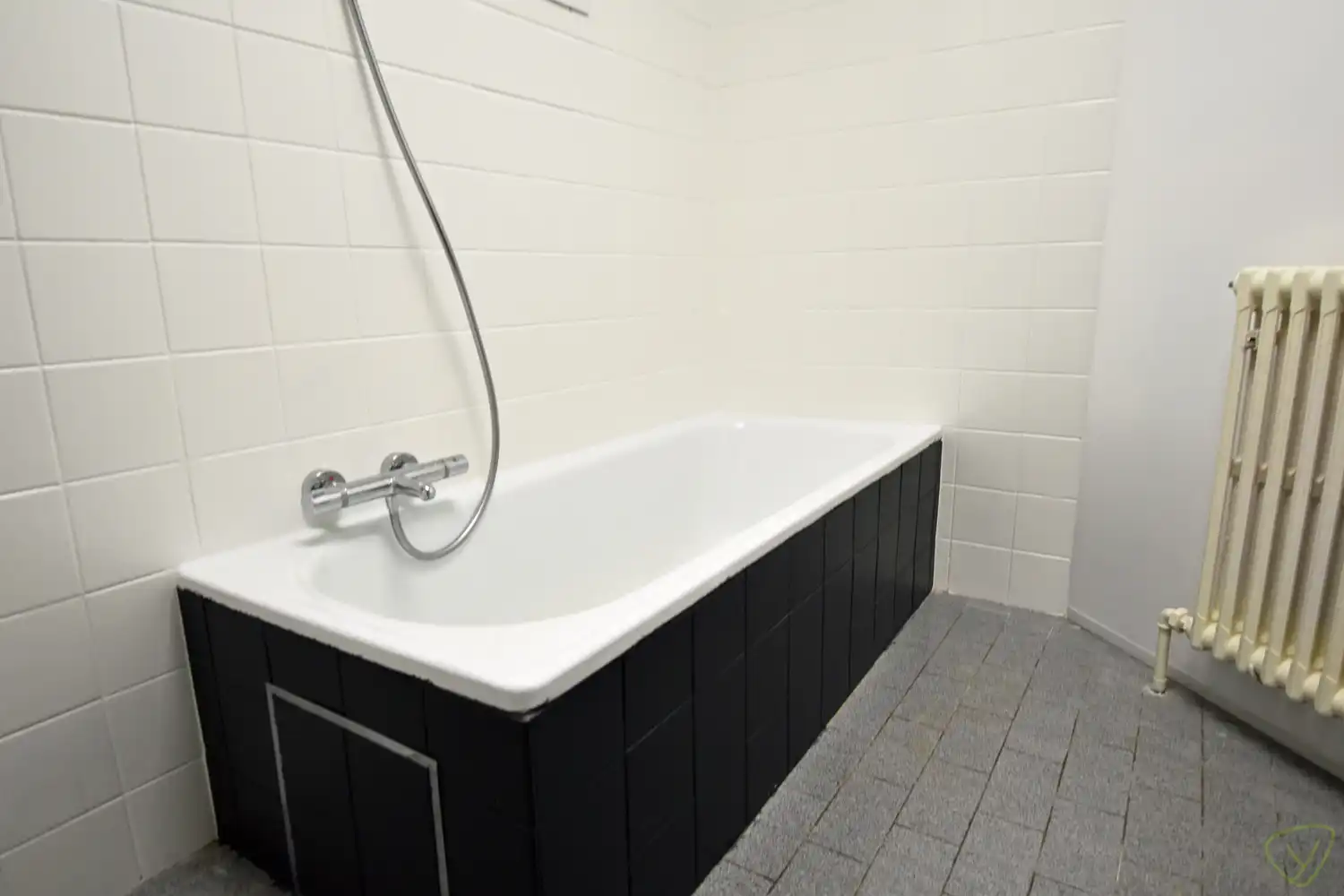 Ruim dakappartement te huur vlak bij het centrum van Eeklo foto 14
