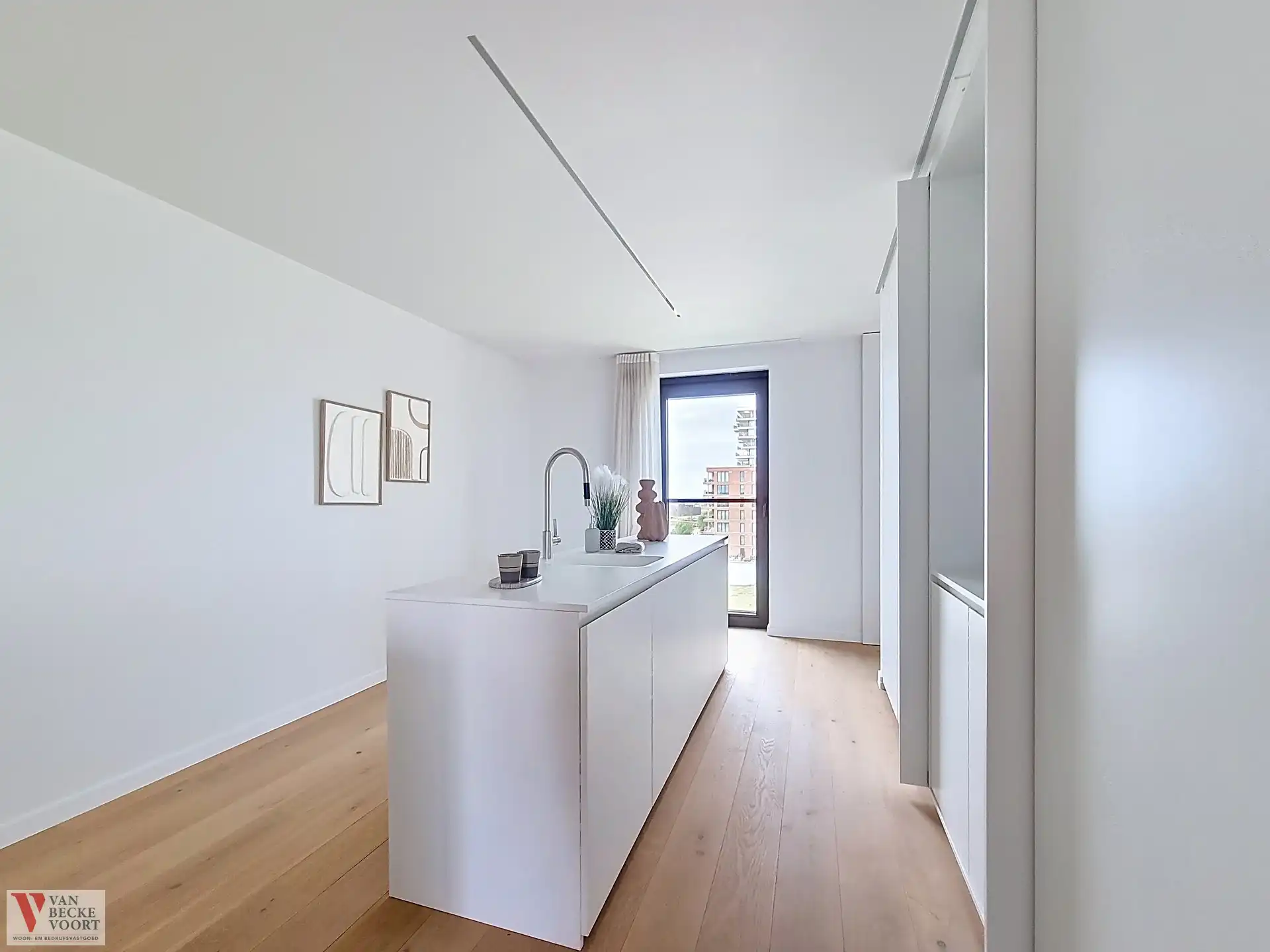 Stijlvol appartement met dakterras foto 6