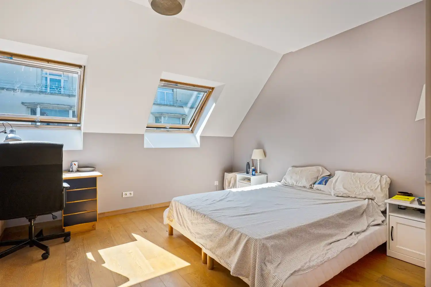 Ruim duplex appartement met 2 slpkrs op een toplocatie in Elsene foto 8