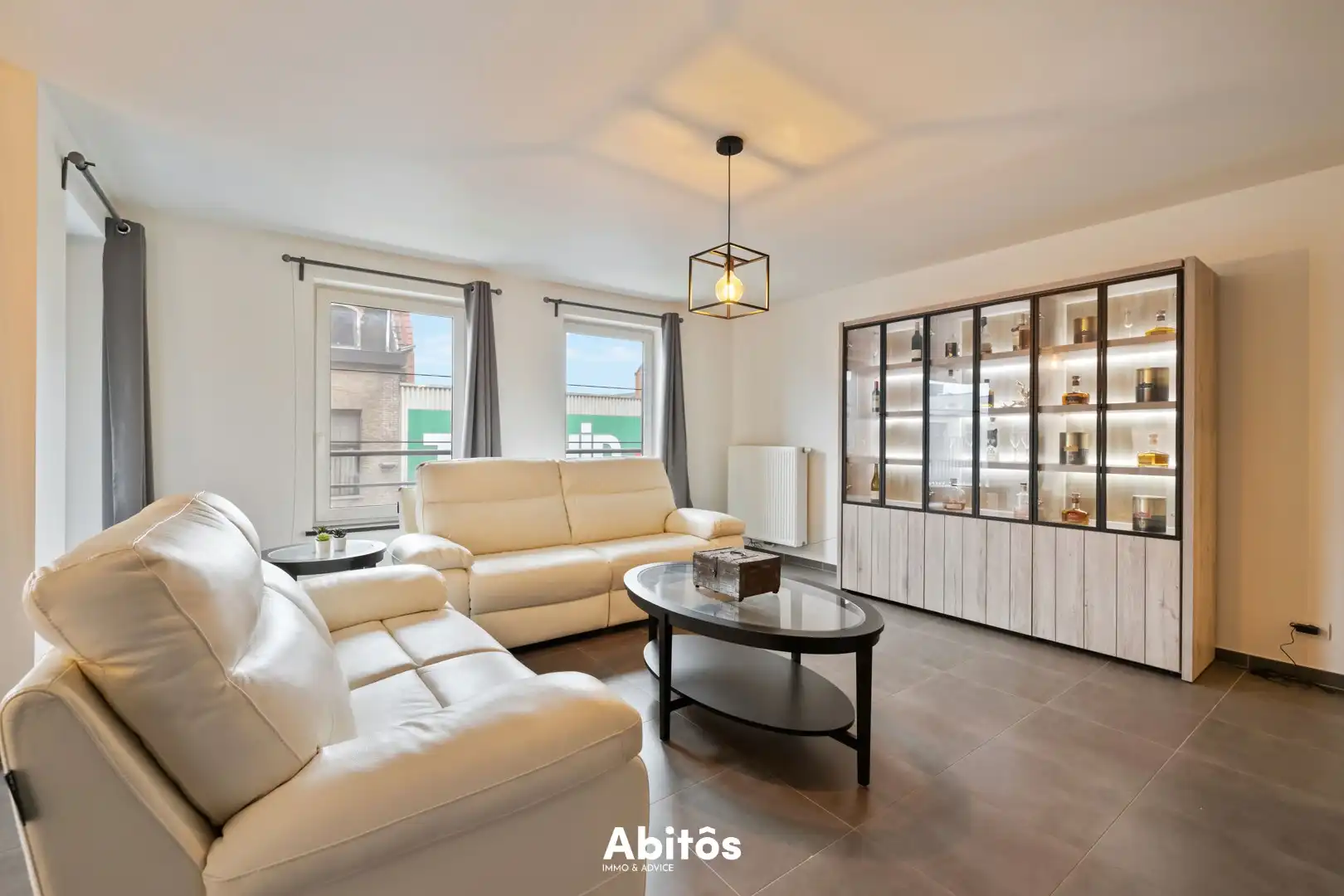 Instapklaar 2-slaapkamer appartement met terras op toplocatie nabij Gent-Dampoort foto 2