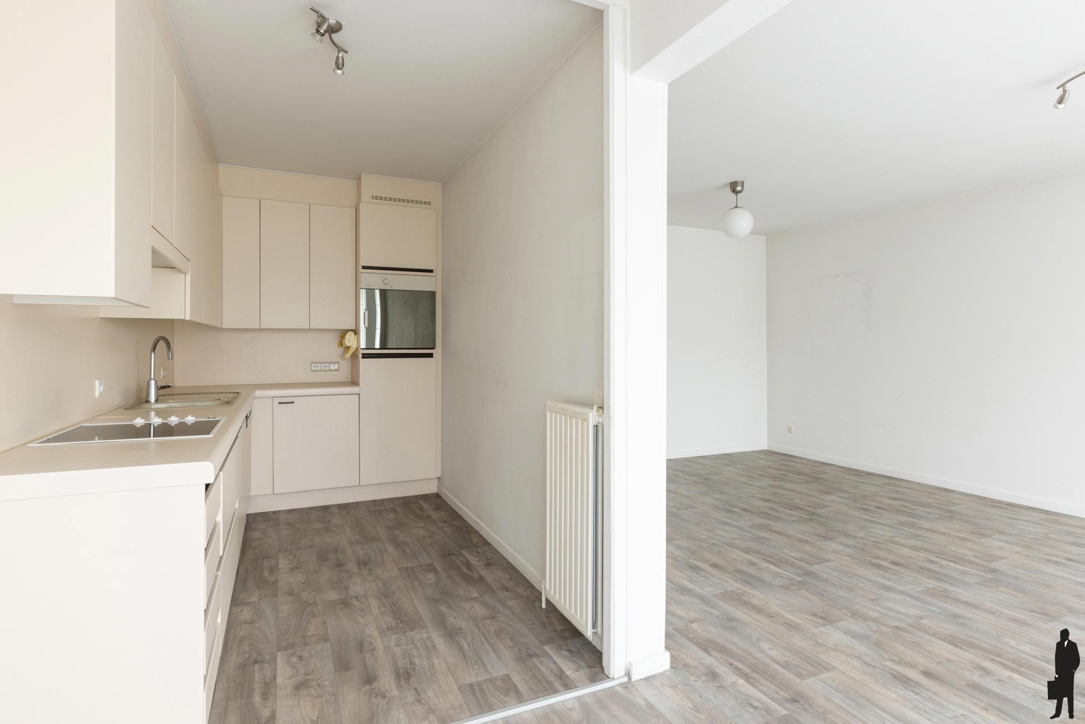 Zeer goed onderhouden appartement met 2 slaapkamers foto 5