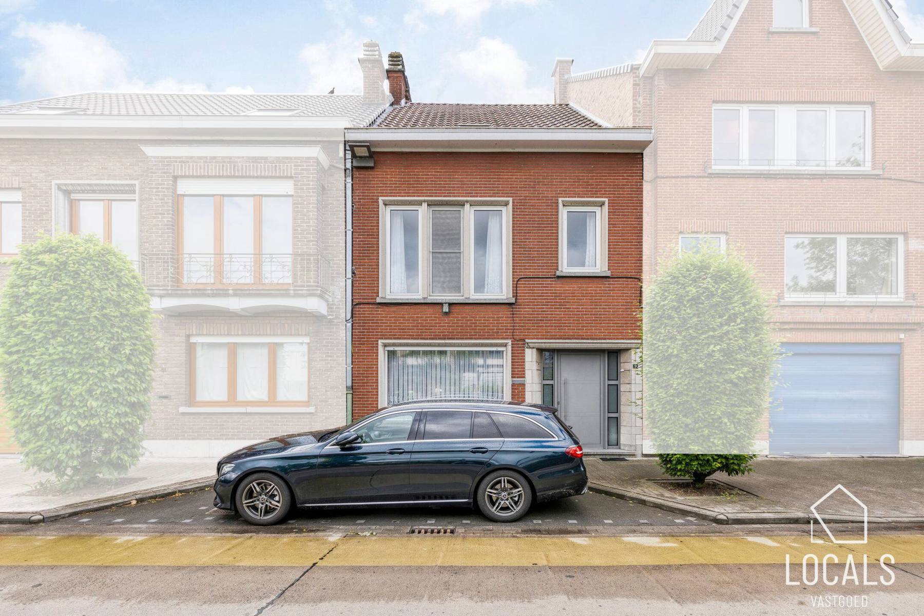 Hoofdfoto van de publicatie: Te renoveren woning kortbij station Ninove