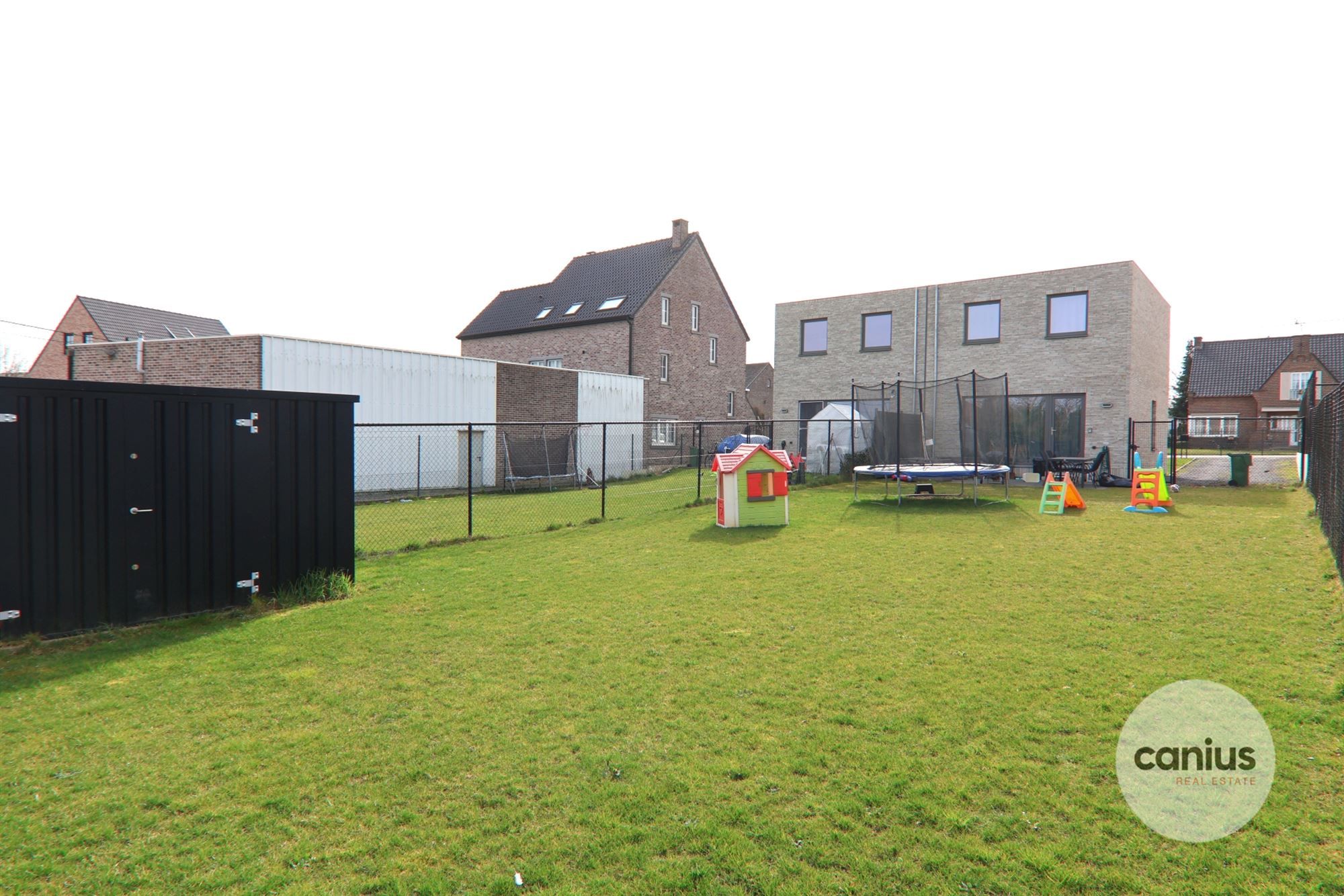 ENERGIEZUINIGE & INSTAPKLARE WONING MET 3 SLKS + TUIN foto 13
