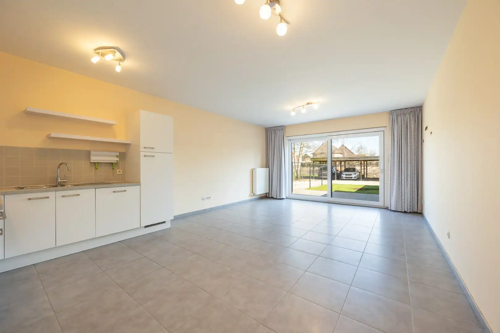 Energiezuinig gelijkvloers appartement met carport in het centrum van Broechem foto 9