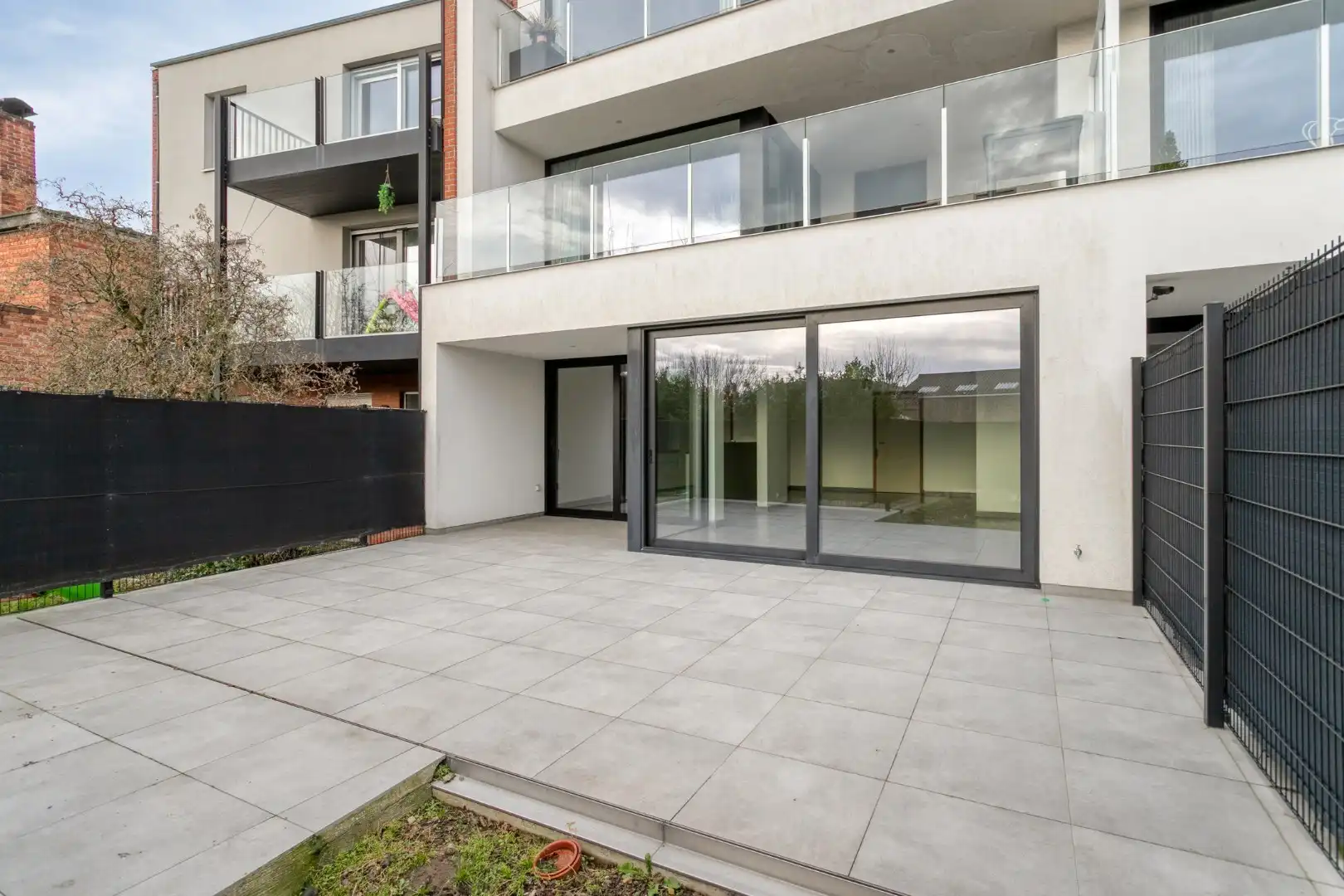 Gelijkvloers appartement met groot zonneterras foto {{pictureIndex}}