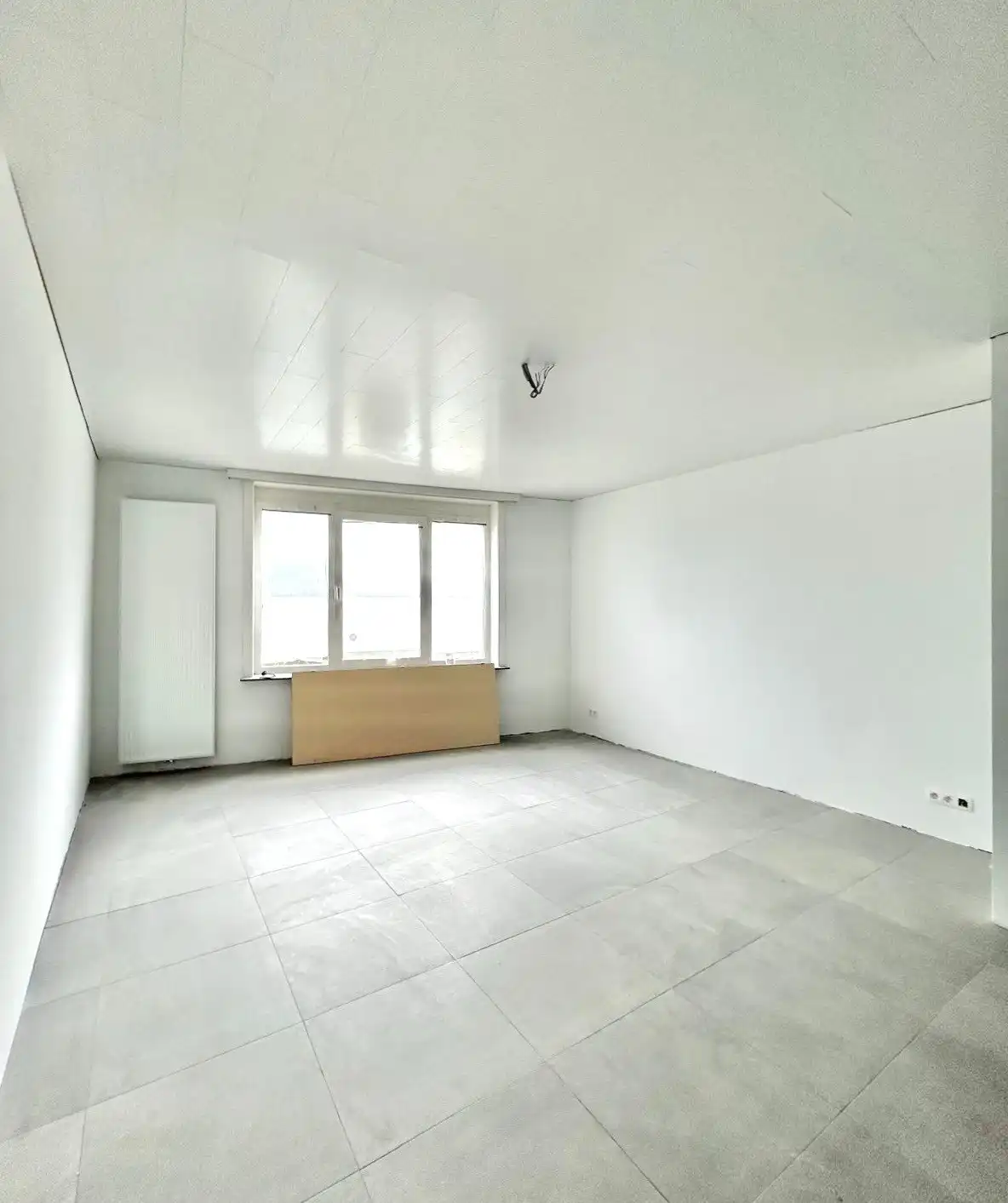 VERNIEUWD GELIJKVLOERS APPARTEMENT |1 SLPK | KOER | foto 5